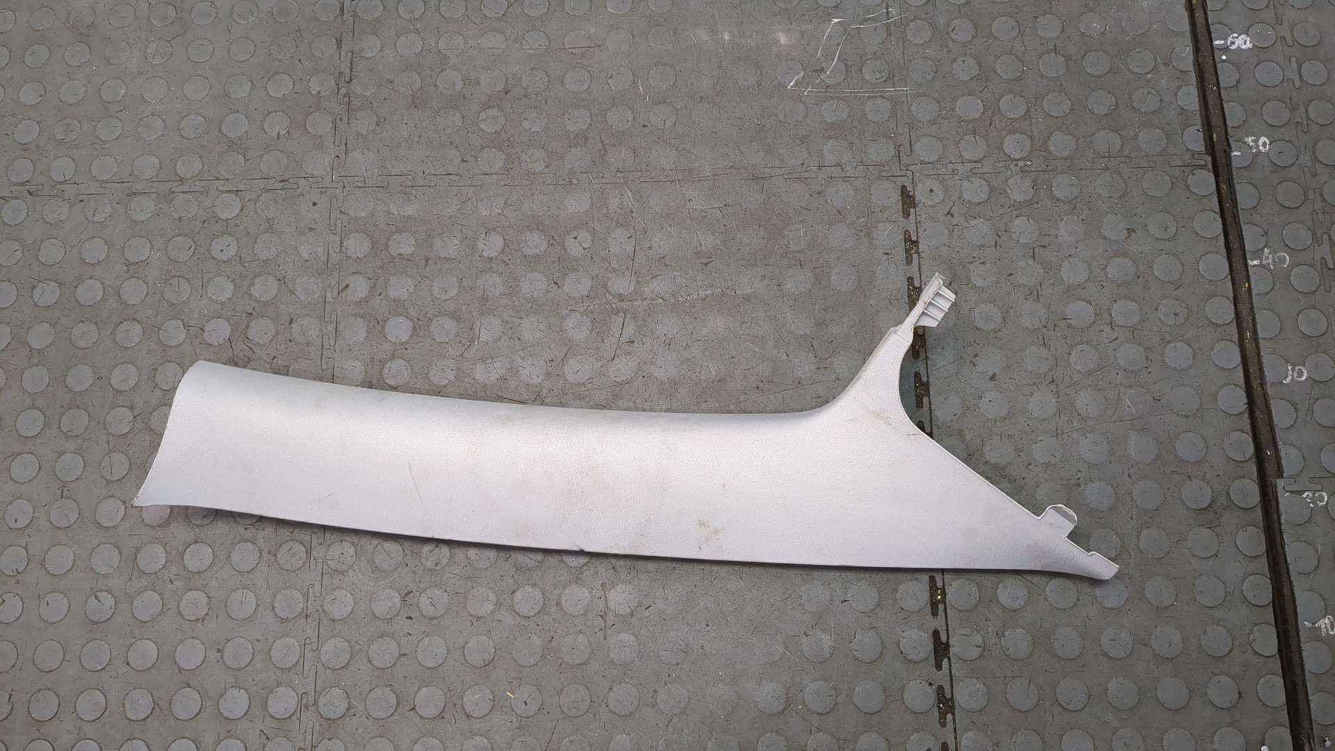 Обшивка стойки