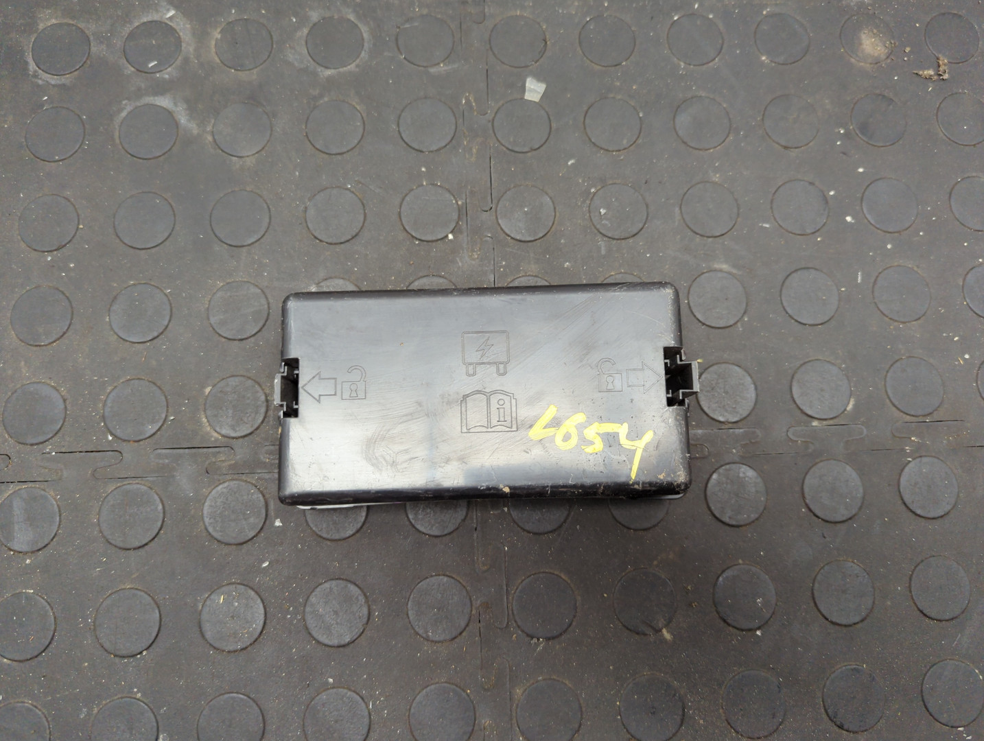 Корпус блока предохранителей