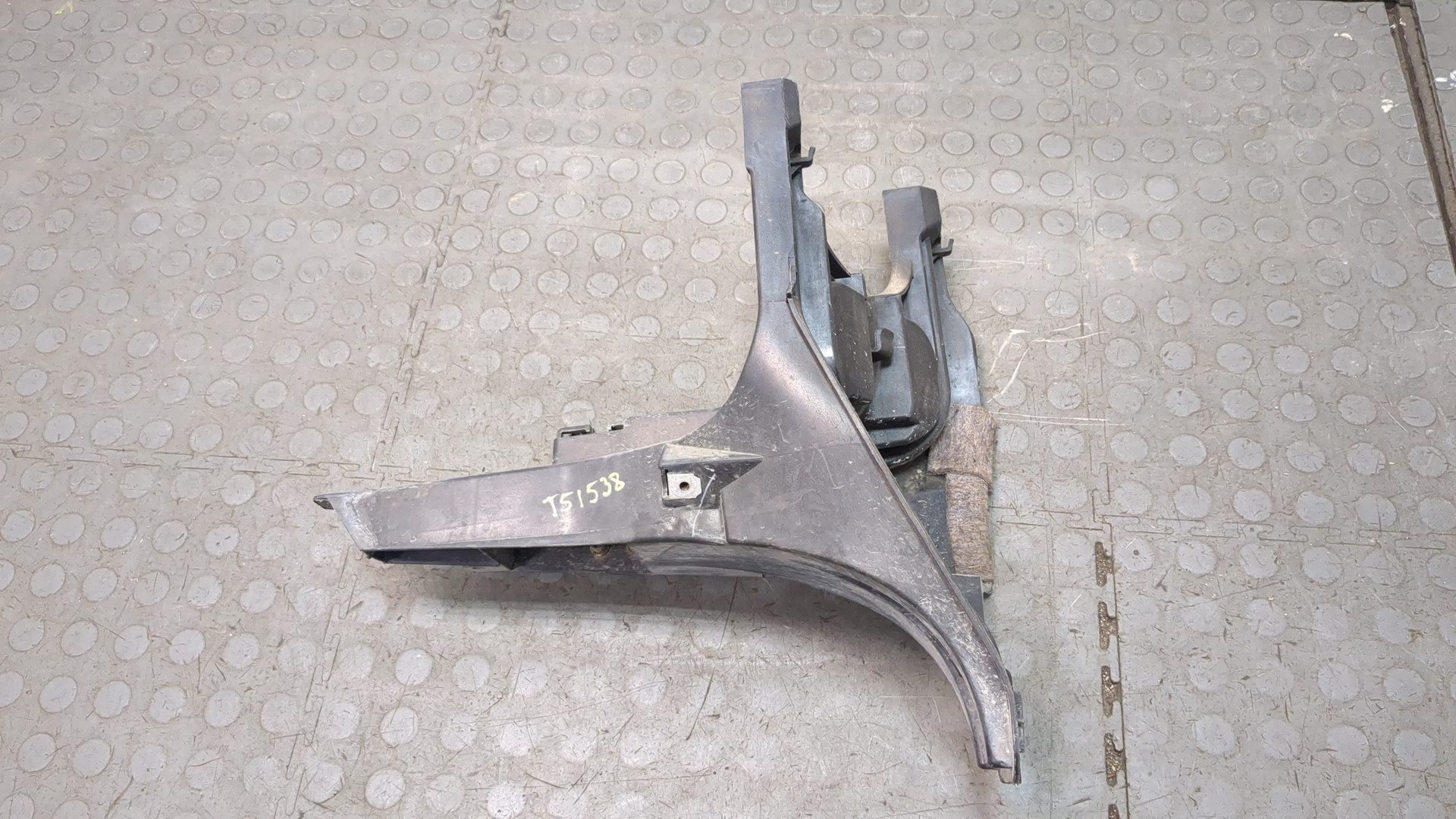 Кронштейн крепления крыла