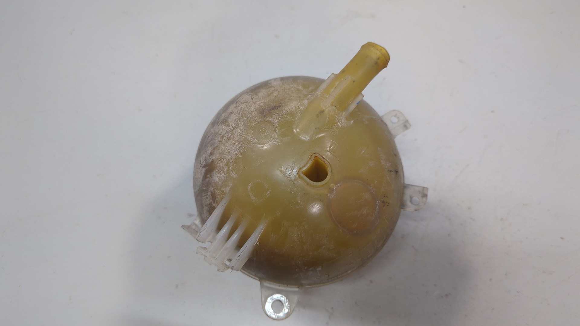 Бачок расширительный