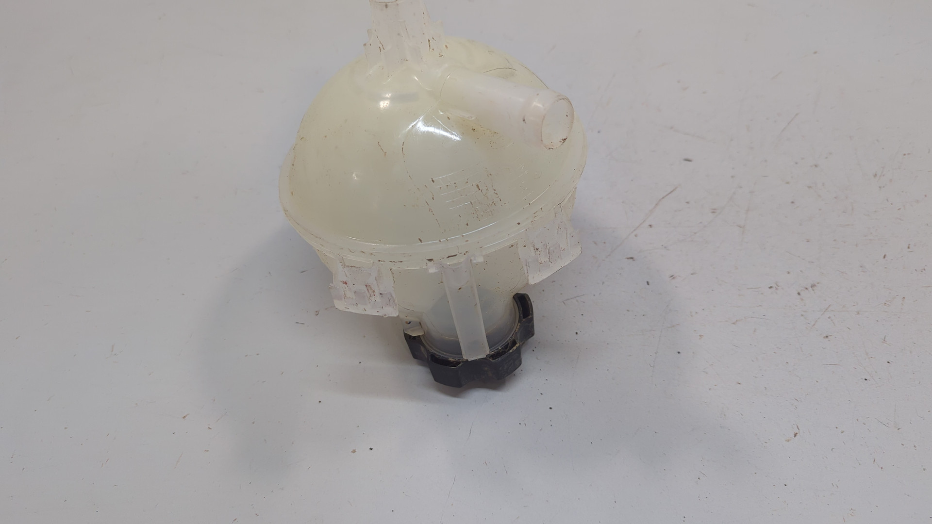 Бачок расширительный