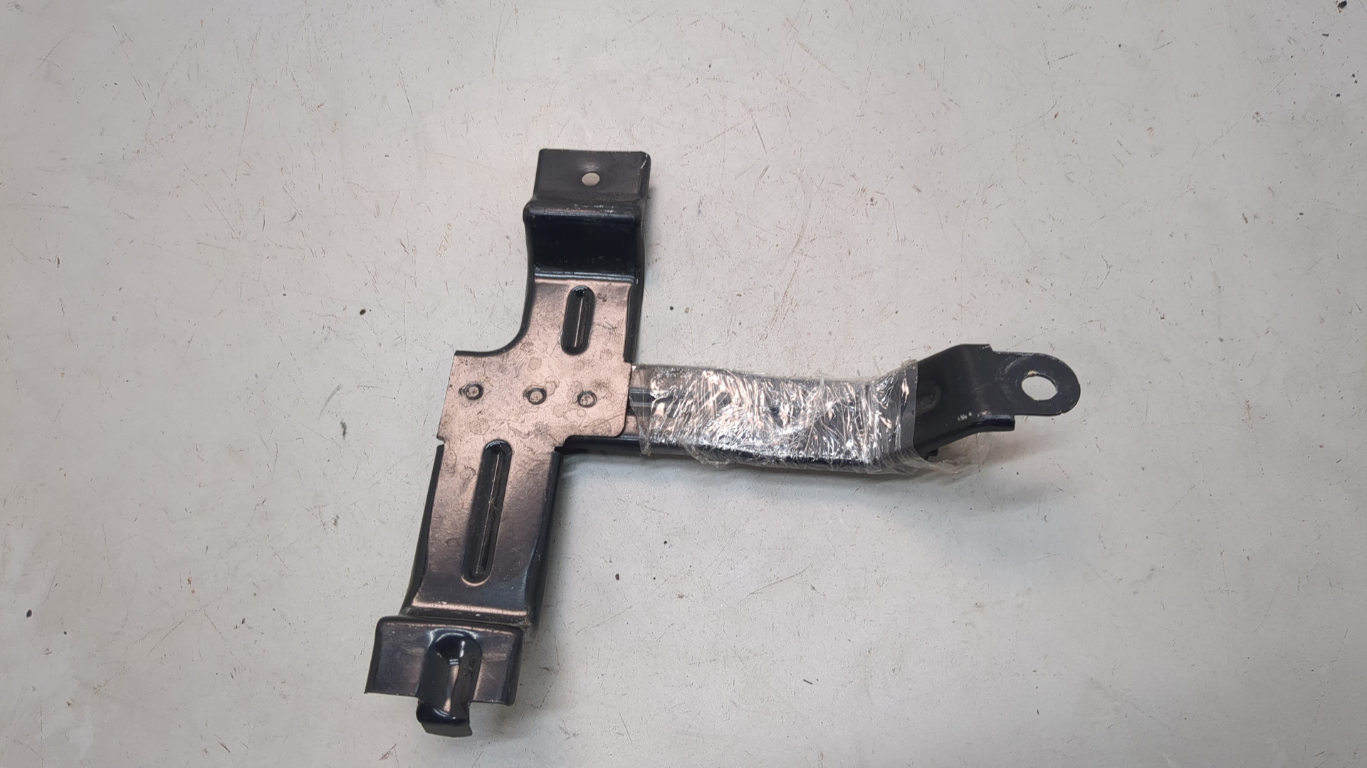 Кронштейн (сопут. товар)