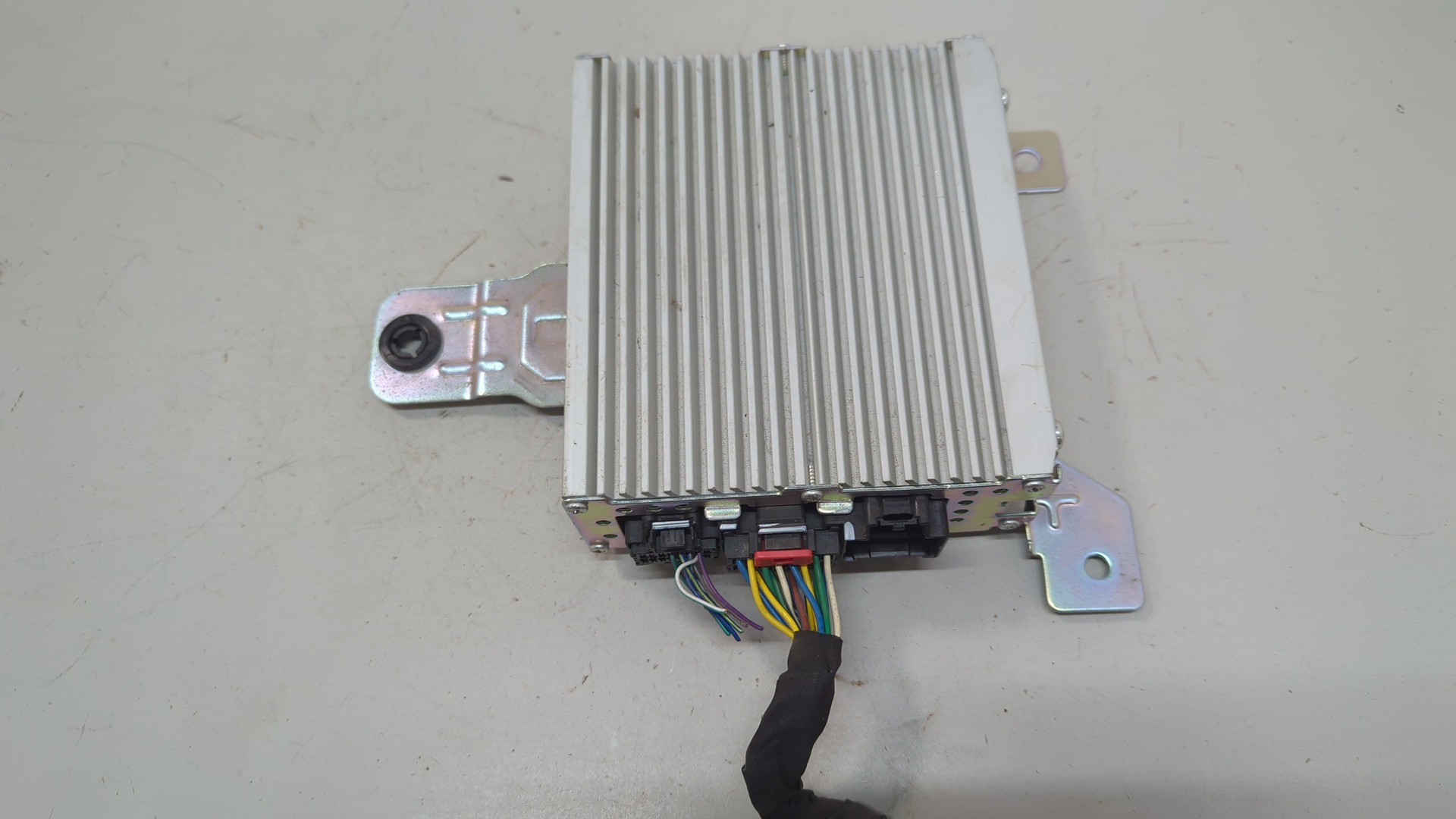 Усилитель акустической системы