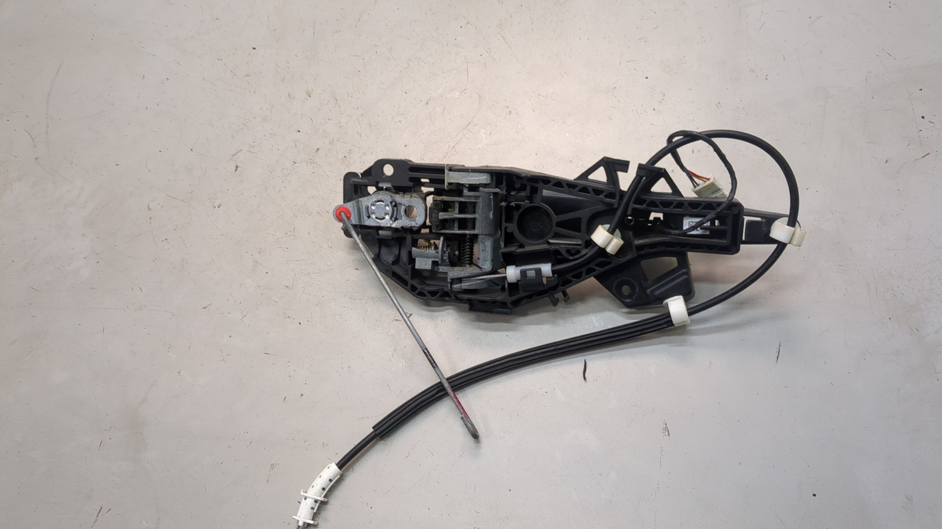 Ручка двери наружная