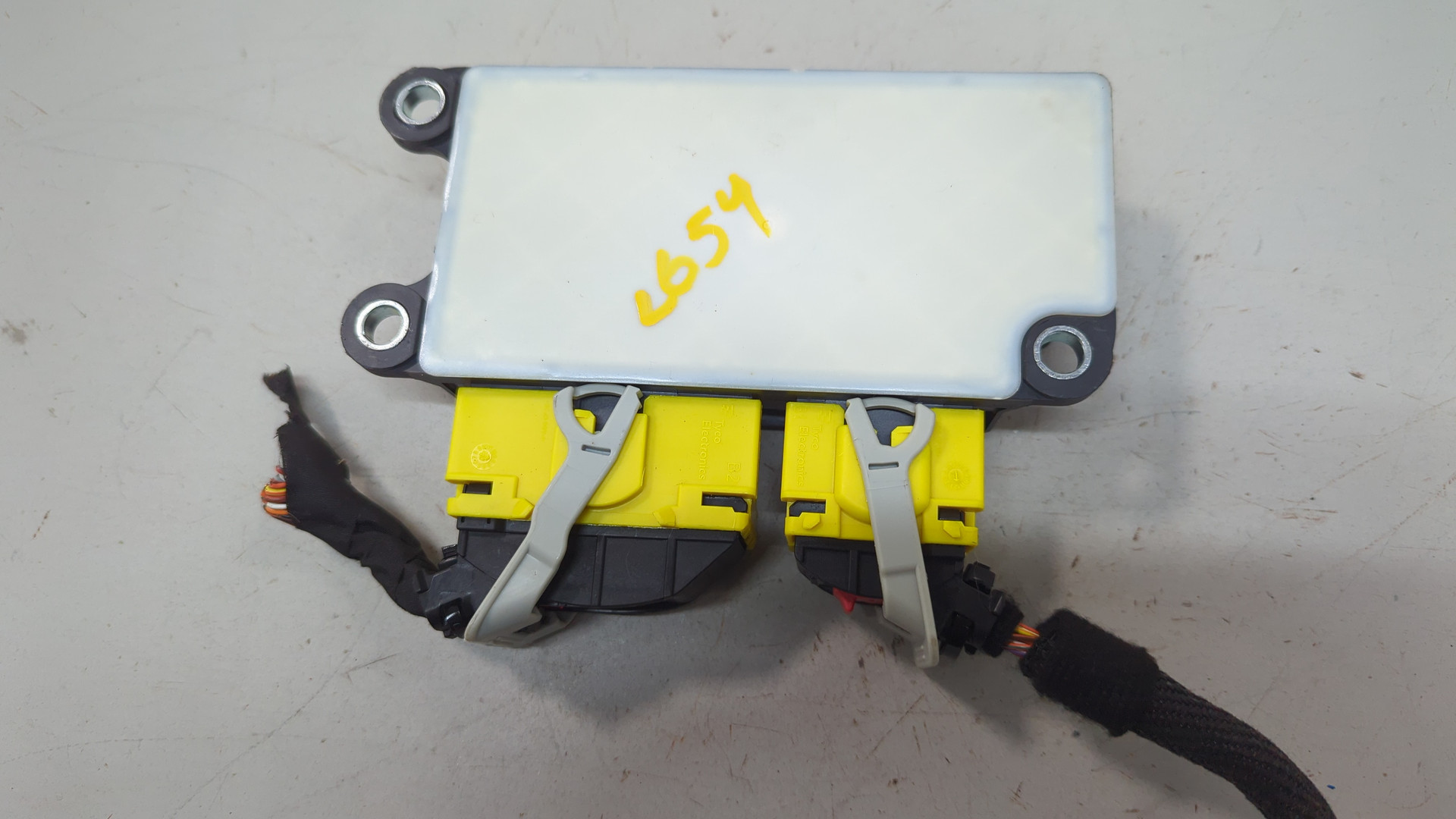 Блок управления подушек безопасности (AIR BAG)