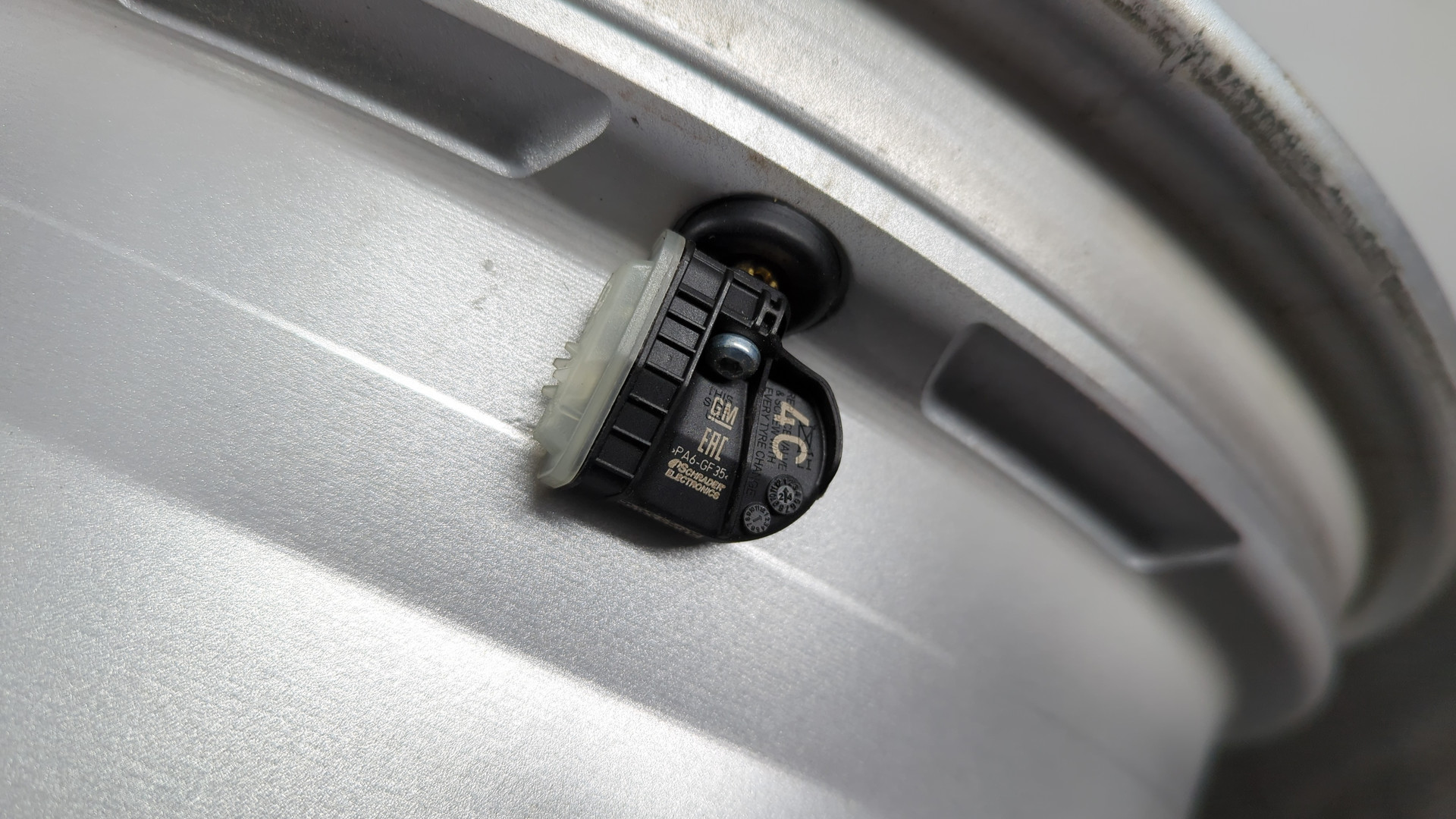 Диски колесные литые легкий сплав 4 шт