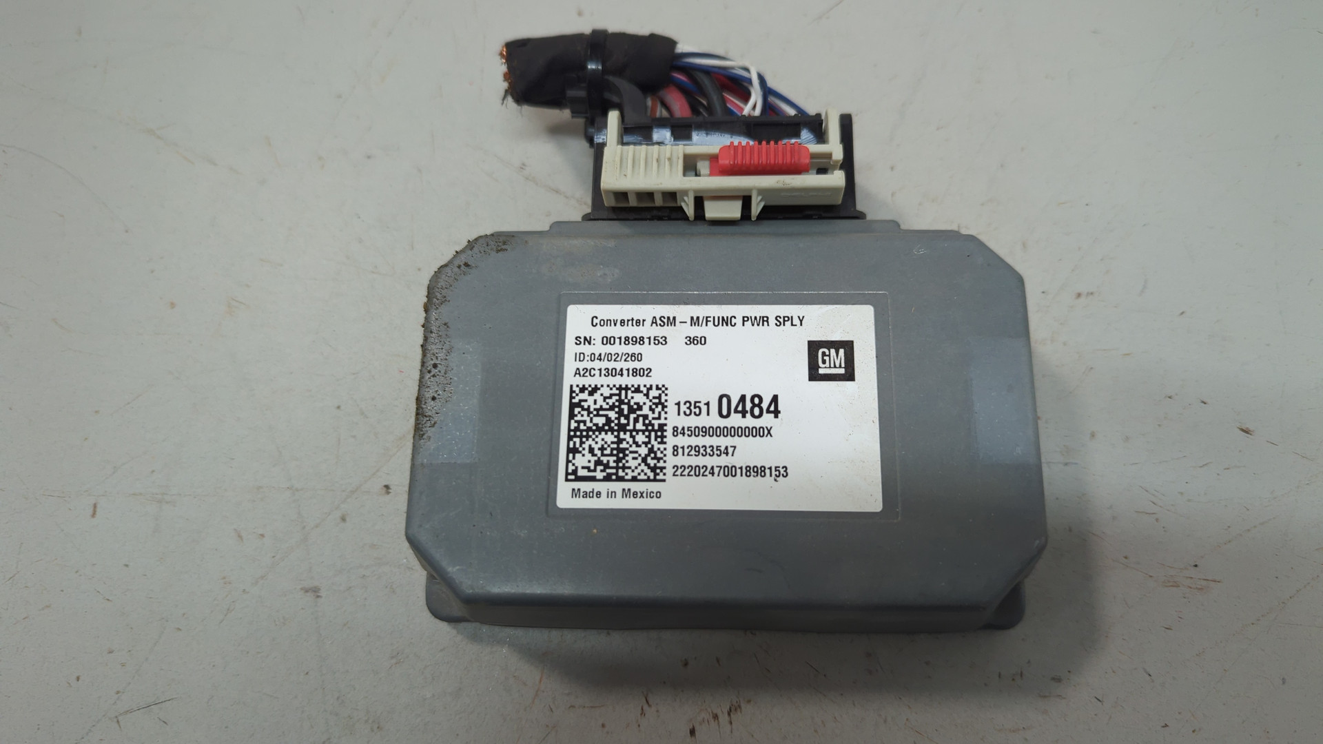 Преобразователь напряжения (адаптер)