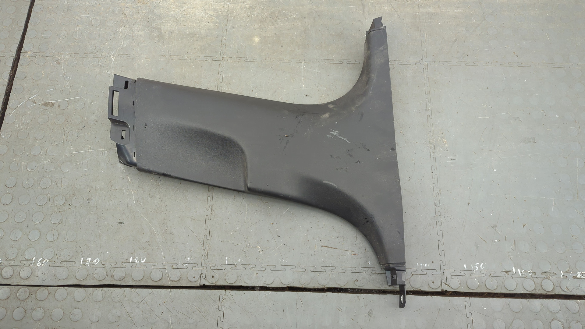 Обшивка стойки