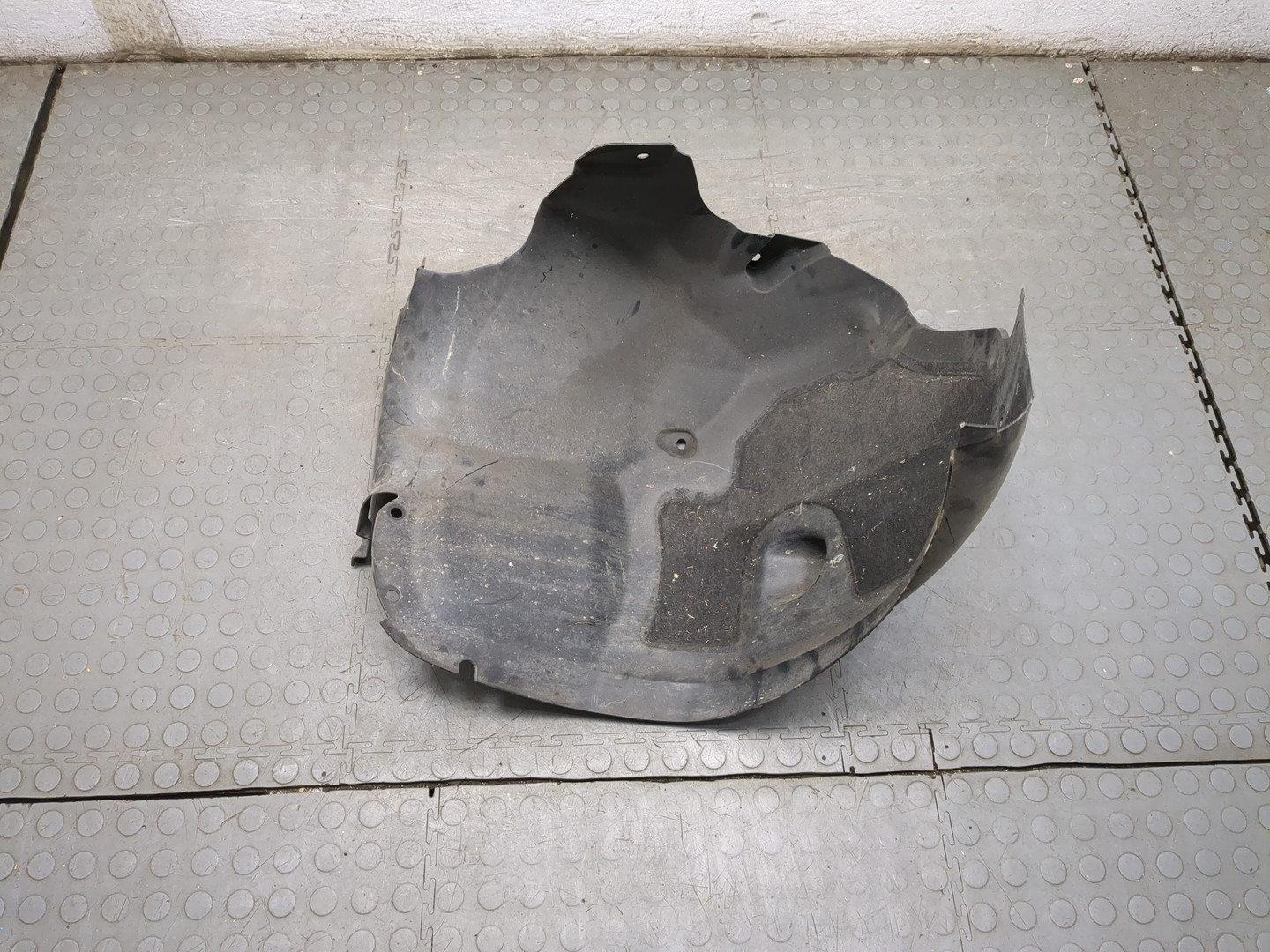 Локер передний левый