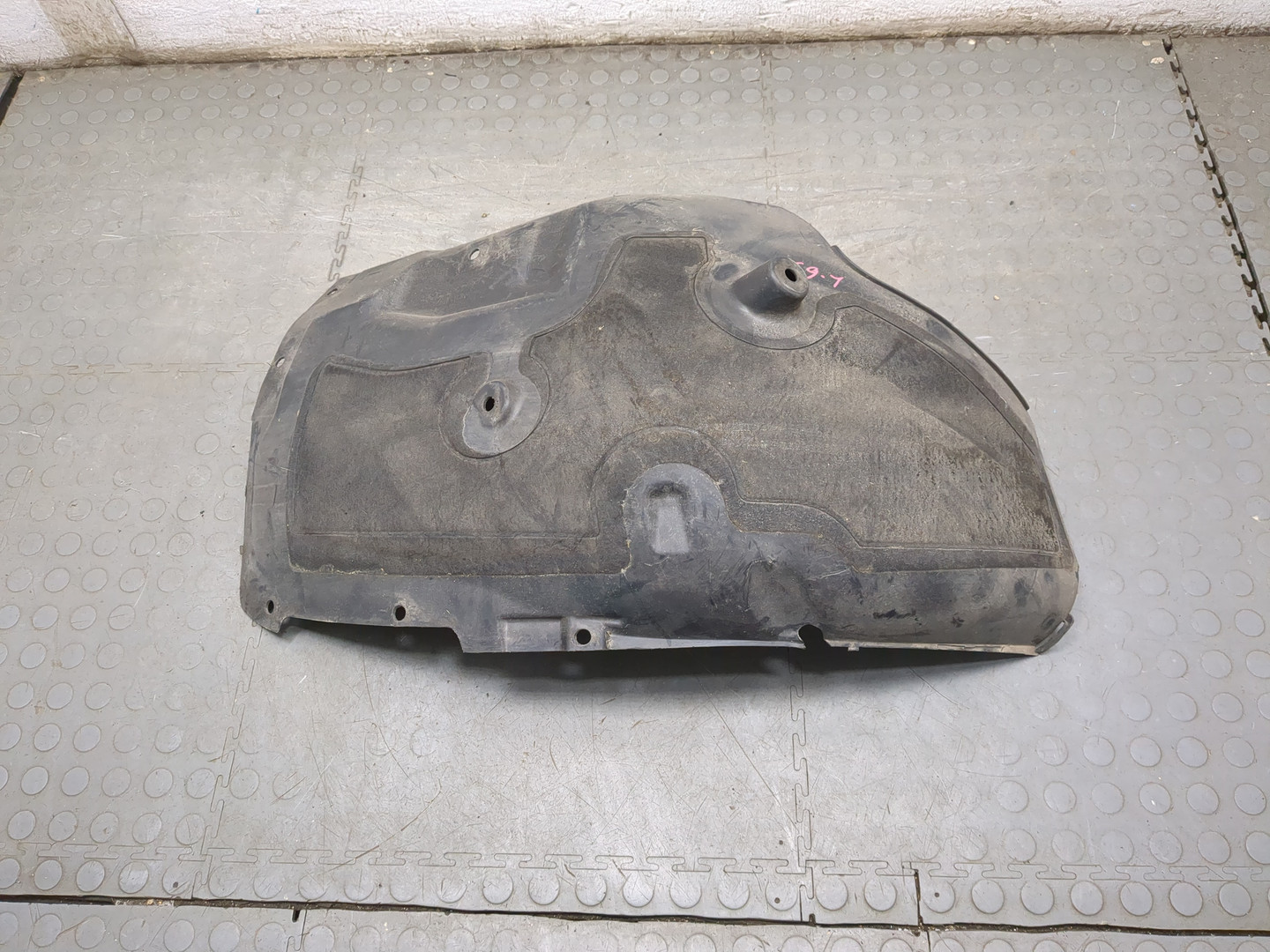 Локер передний левый