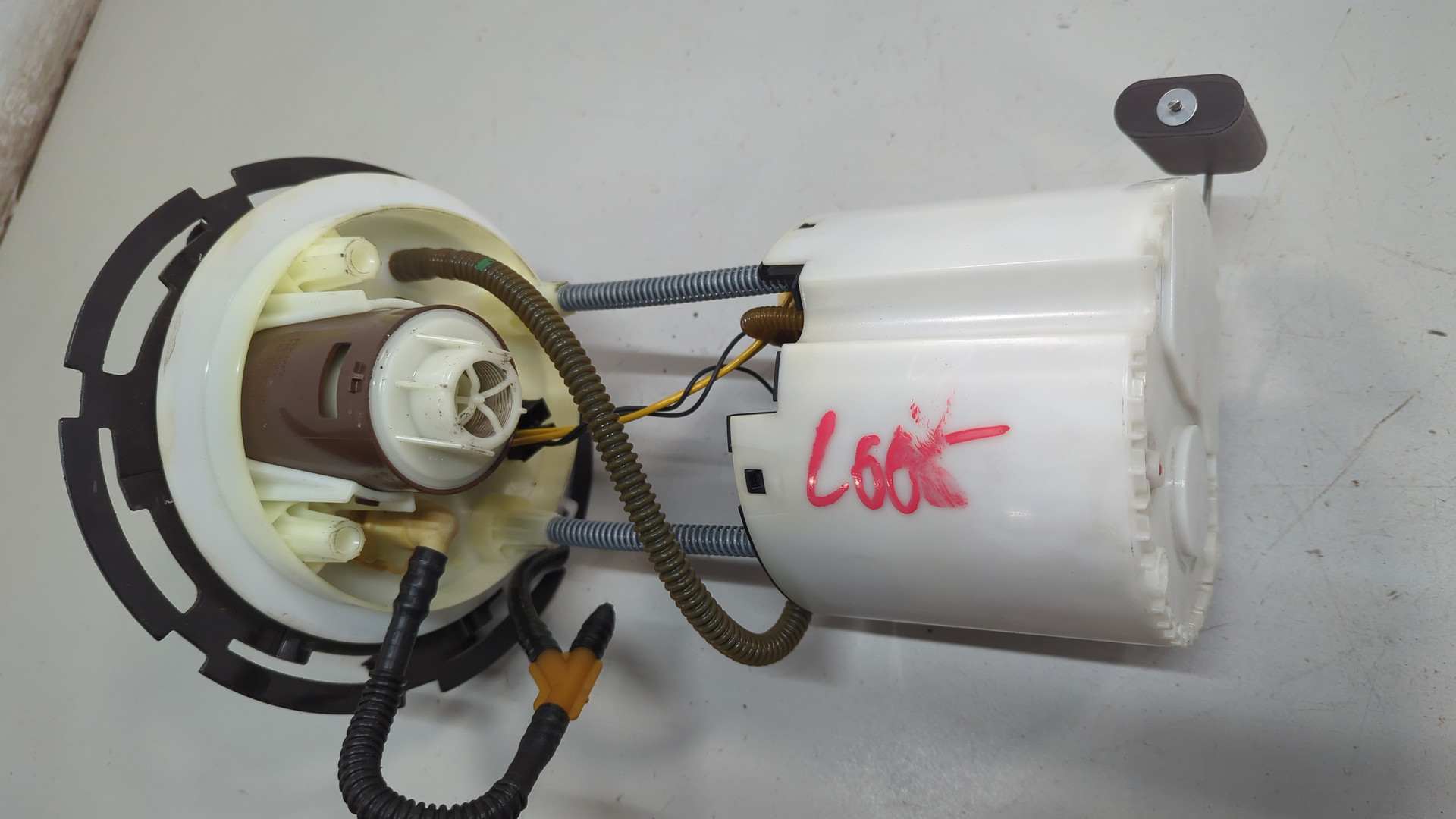 Насос топливный электрический