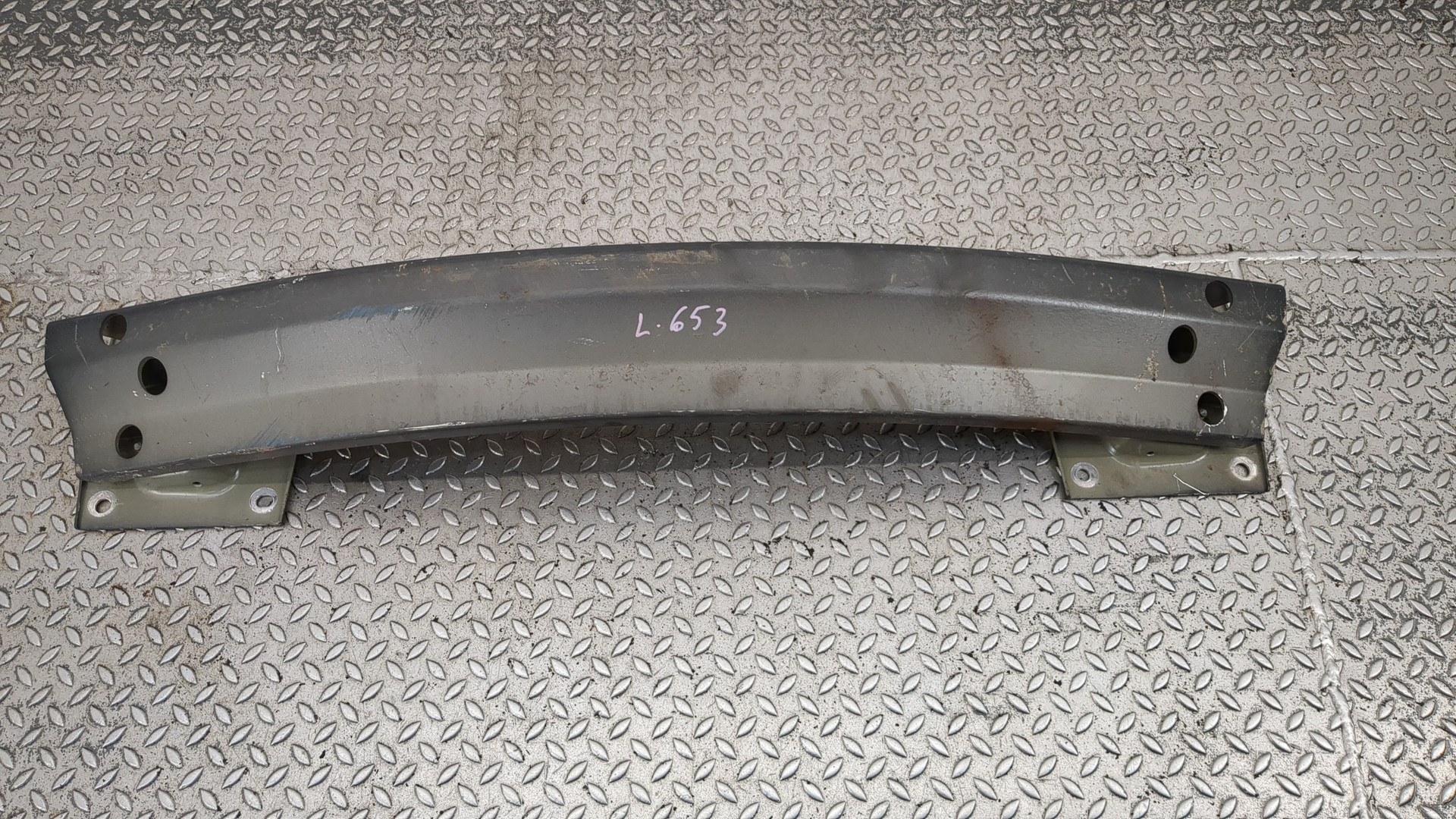 Усилитель заднего бампера