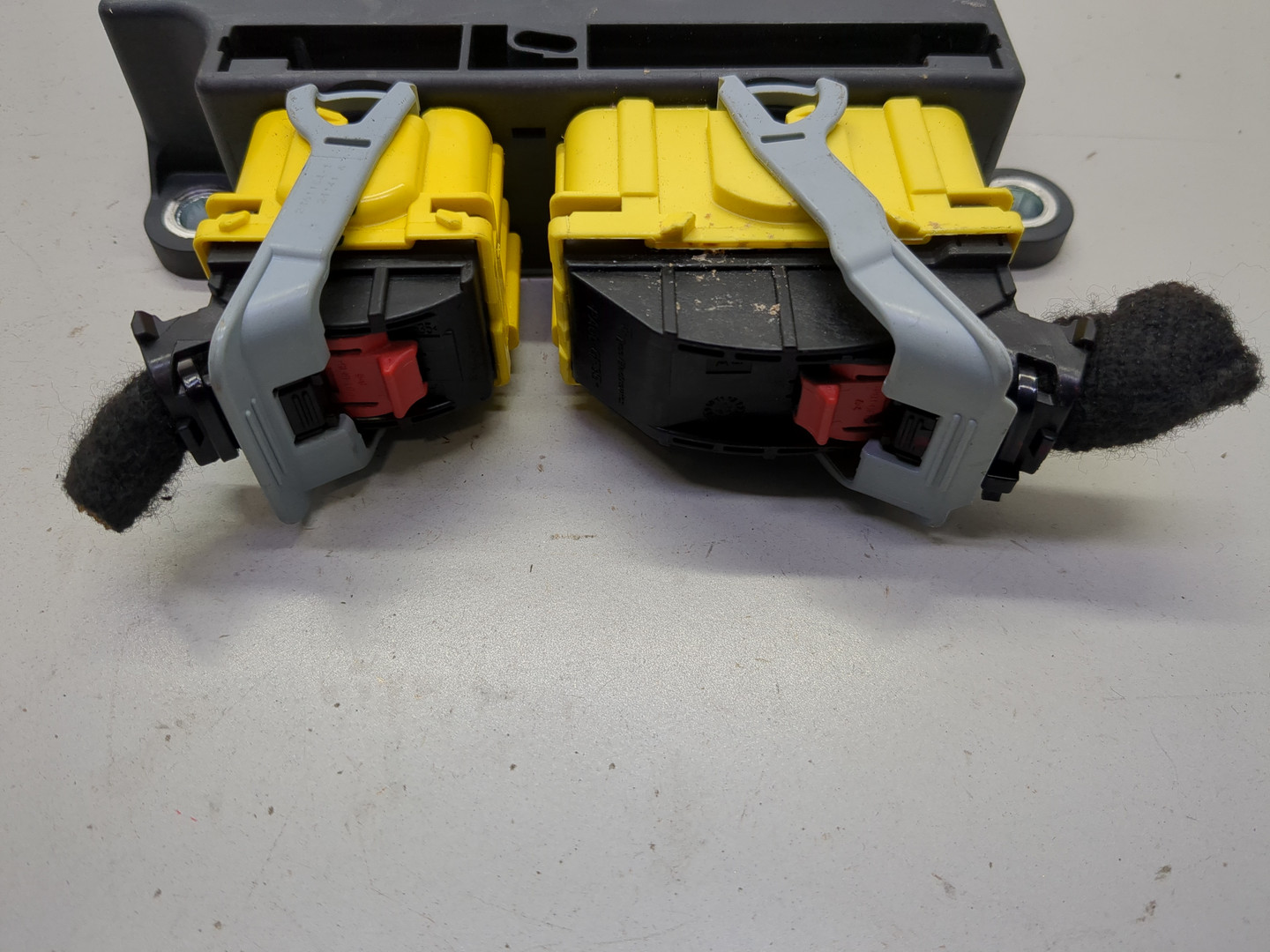 Блок управления подушек безопасности (AIR BAG)