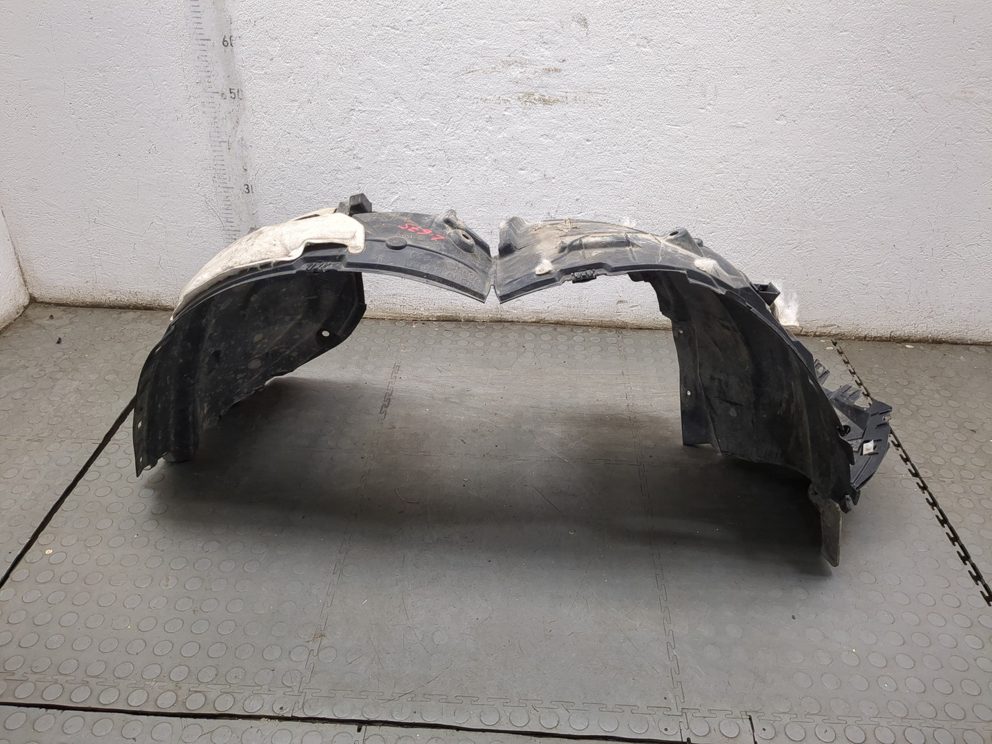 Локер передний правый