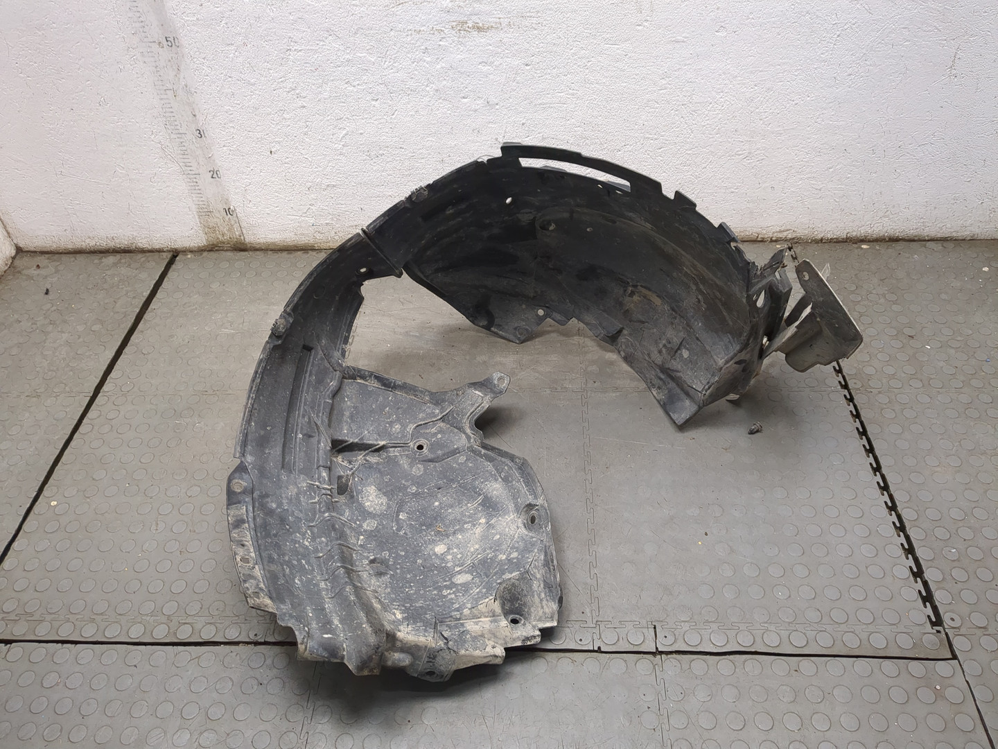 Локер передний правый