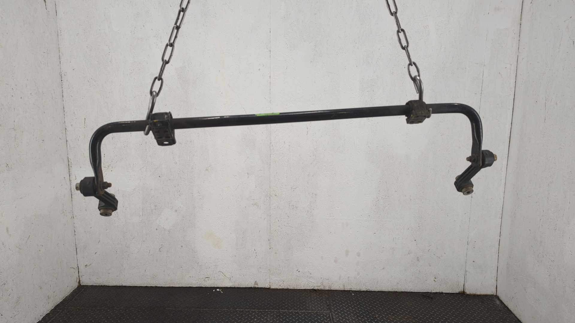 Стабилизатор задний