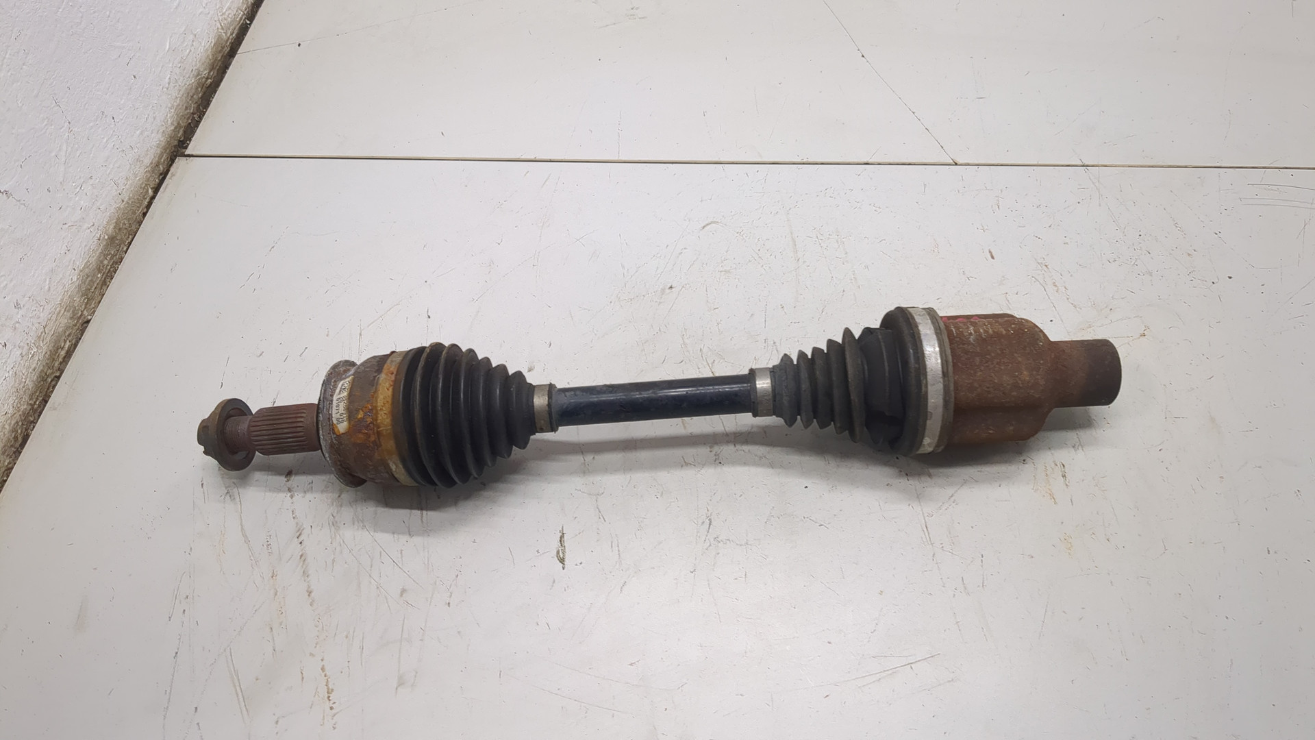 Полуось передняя правая