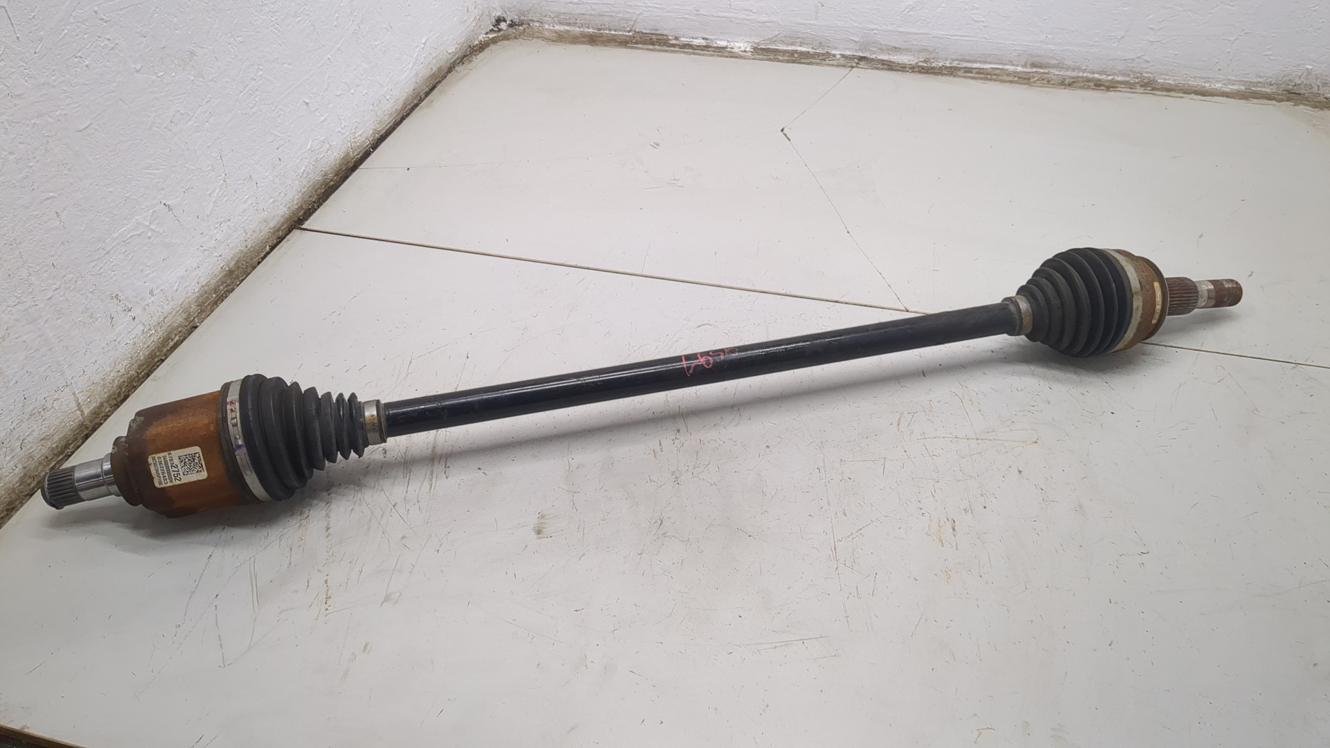 Полуось передняя правая