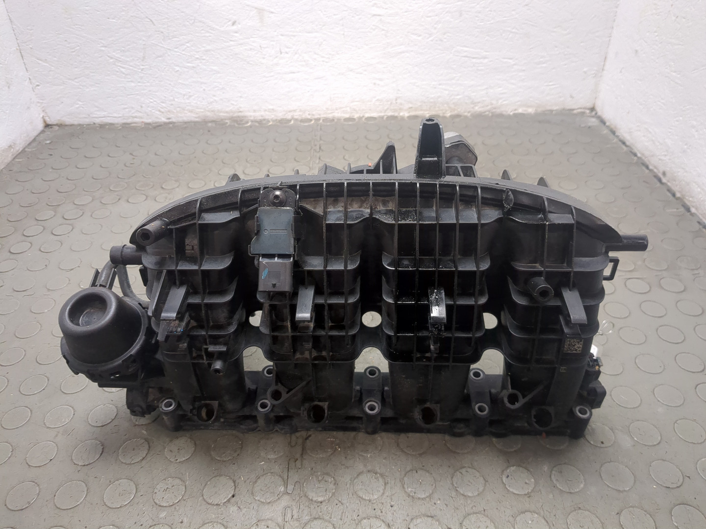 Коллектор впускной