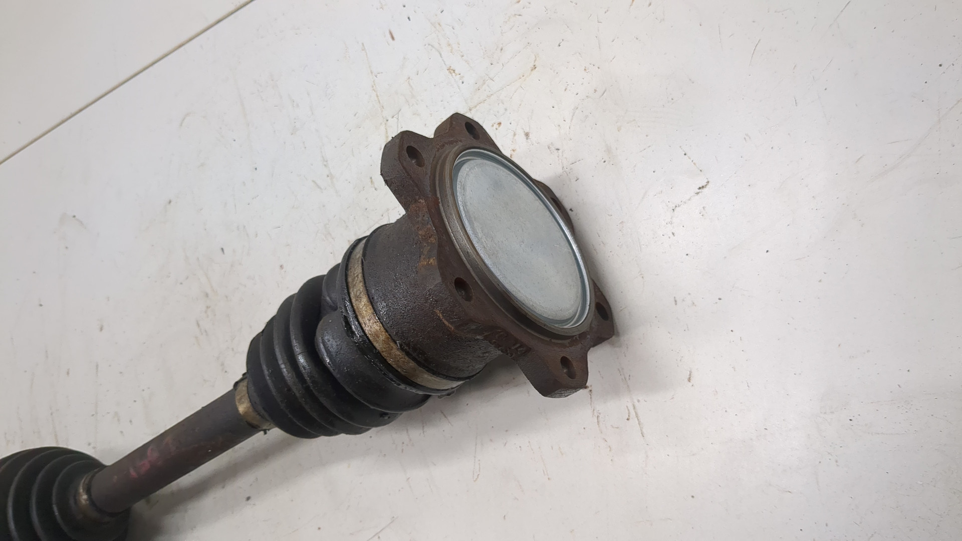 Полуось передняя