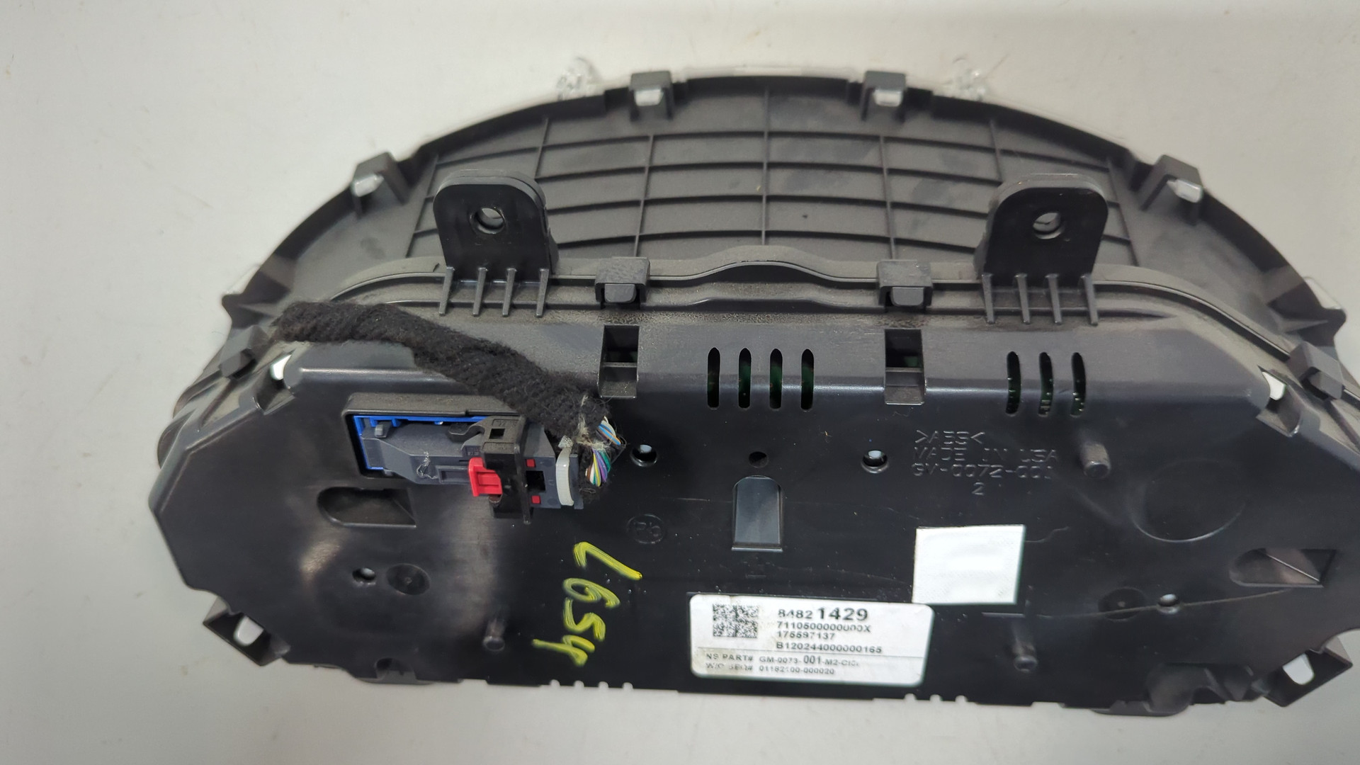 Панель приборов