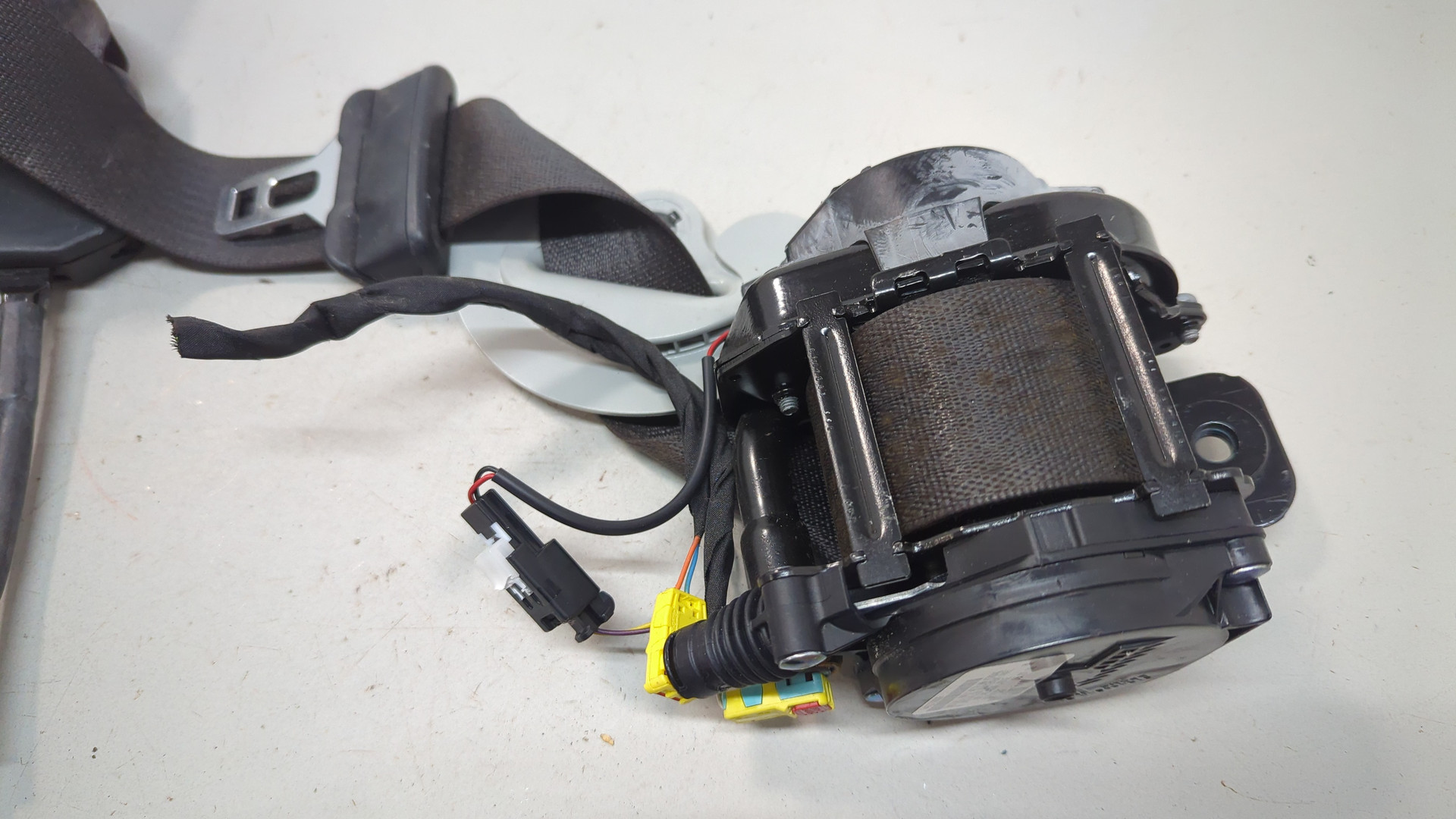 Ремень безопасности