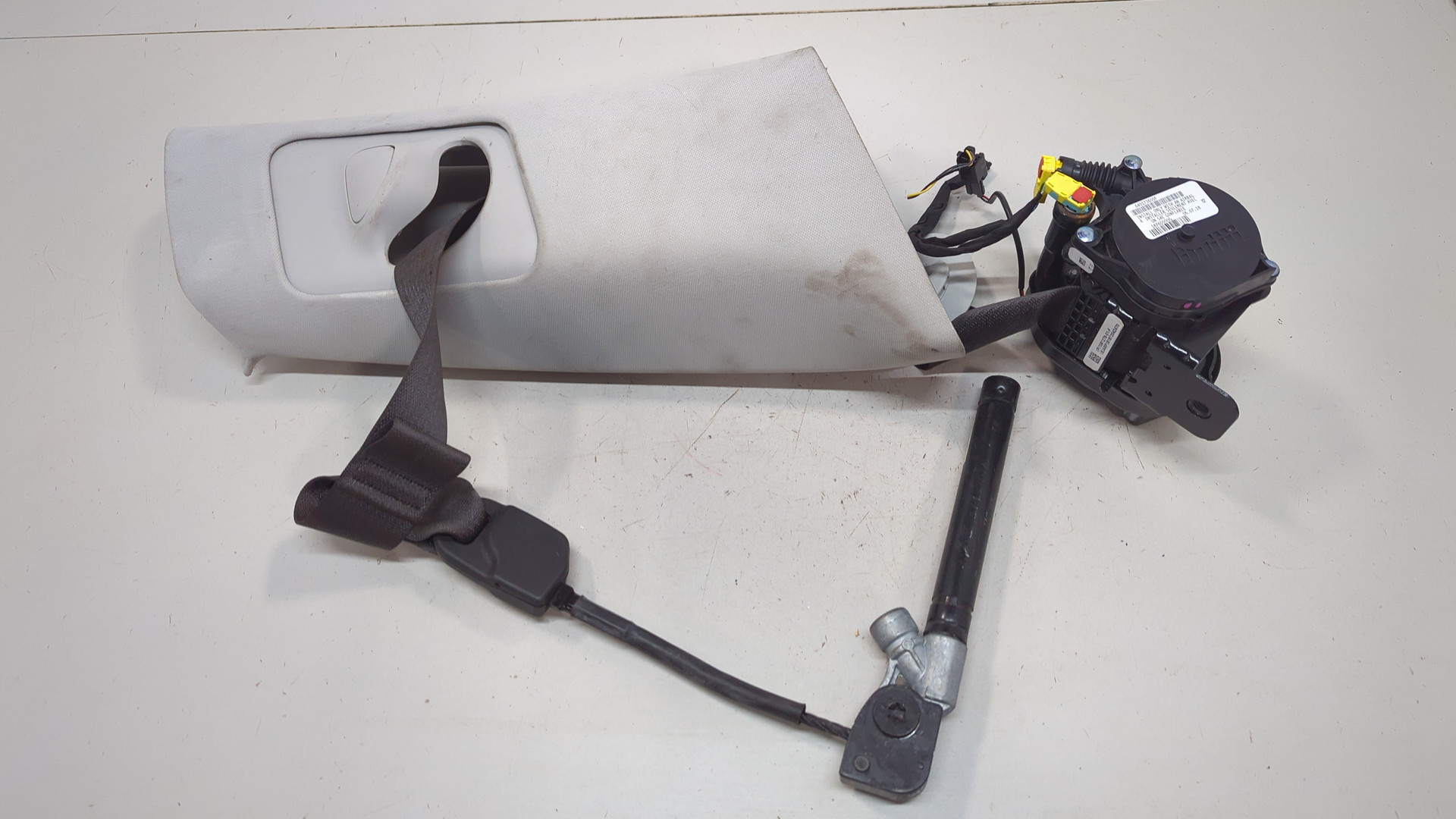 Ремень безопасности