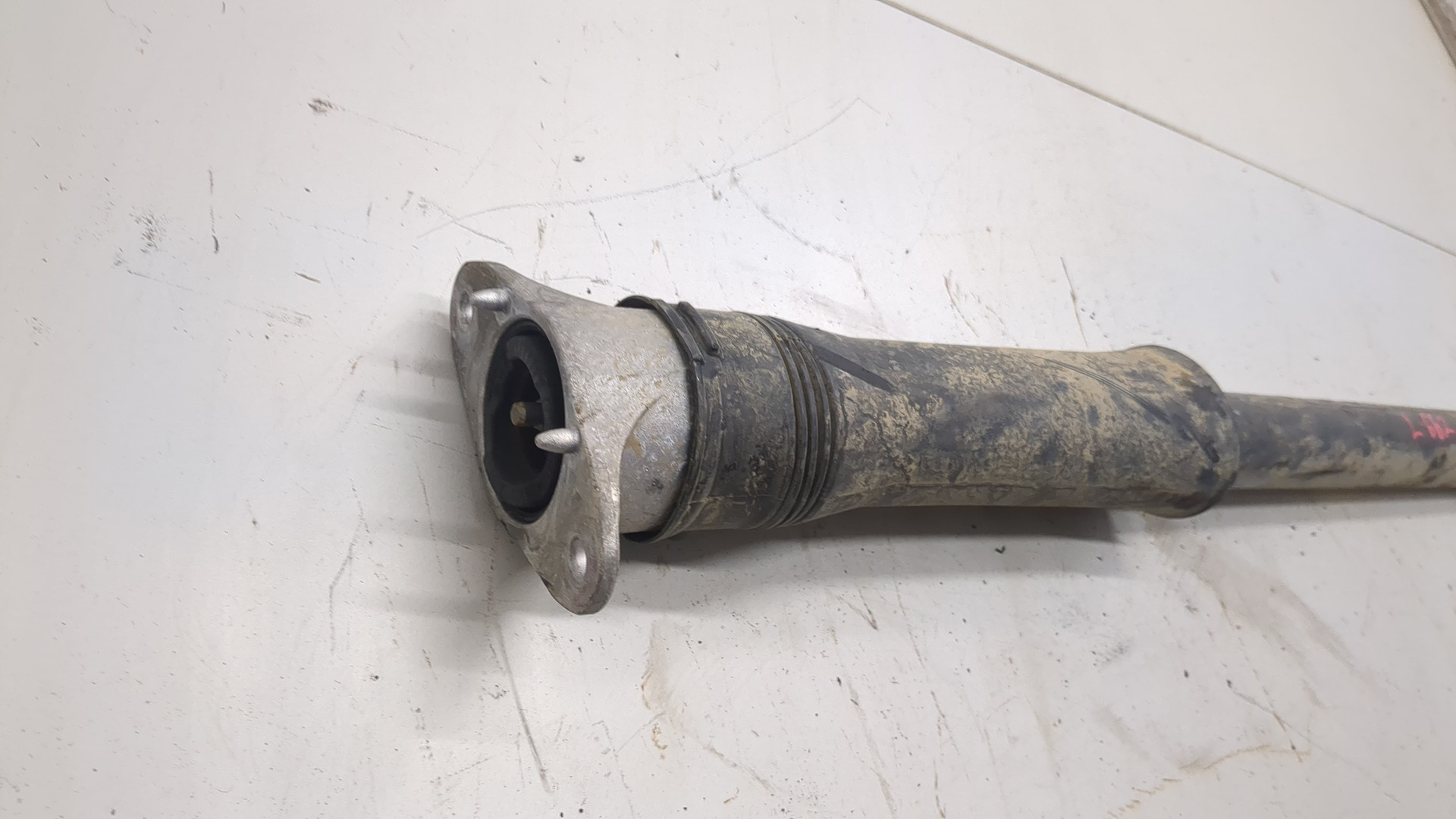 Амортизатор задний (стойка)