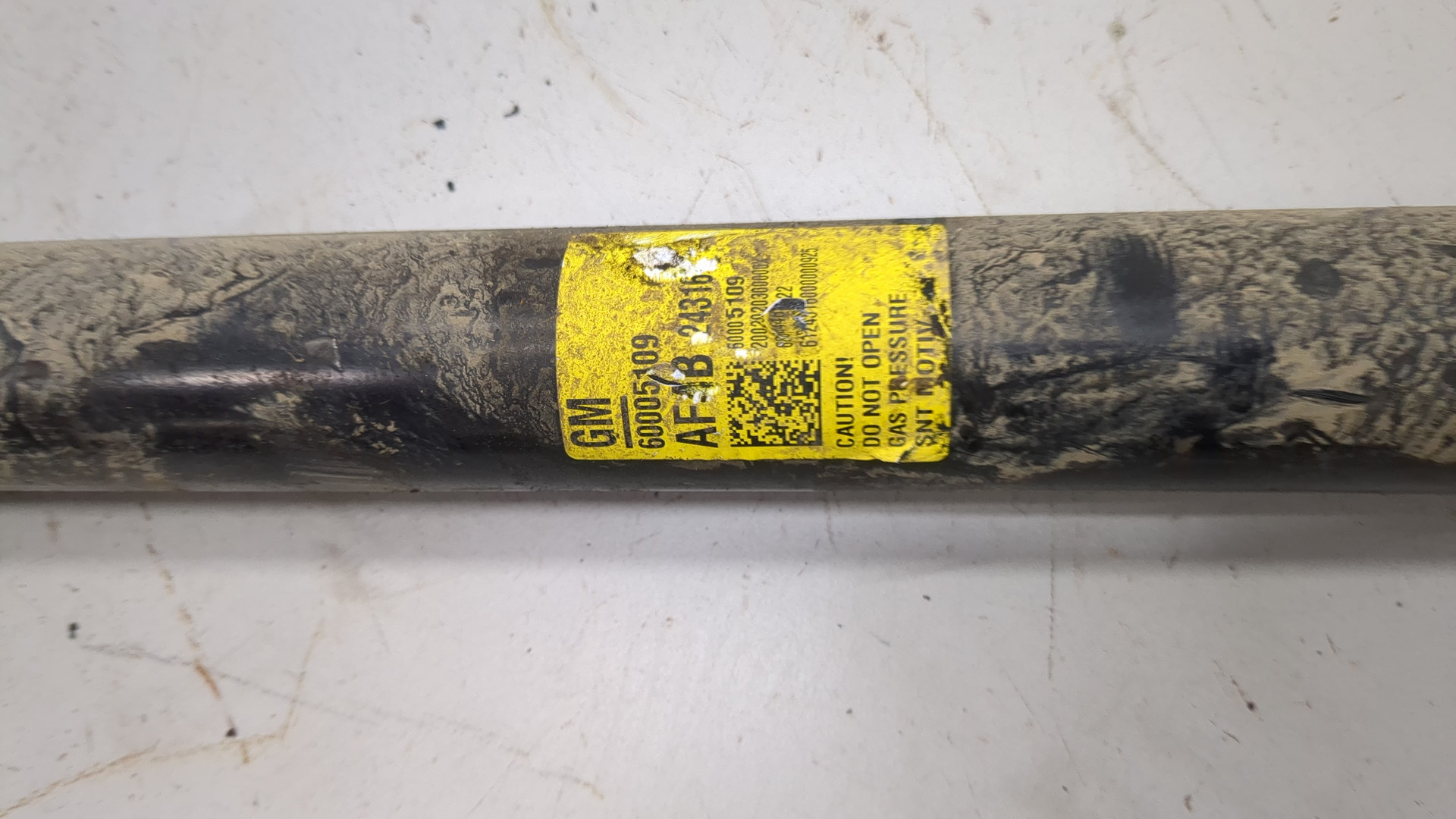 Амортизатор задний (стойка)