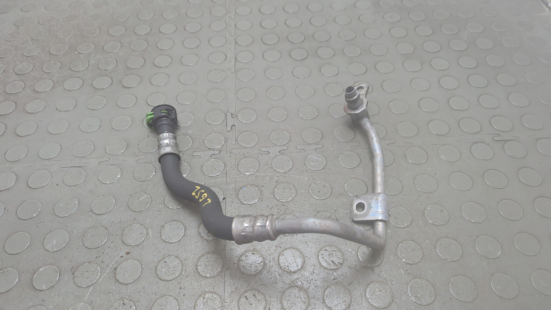 Трубка масляная