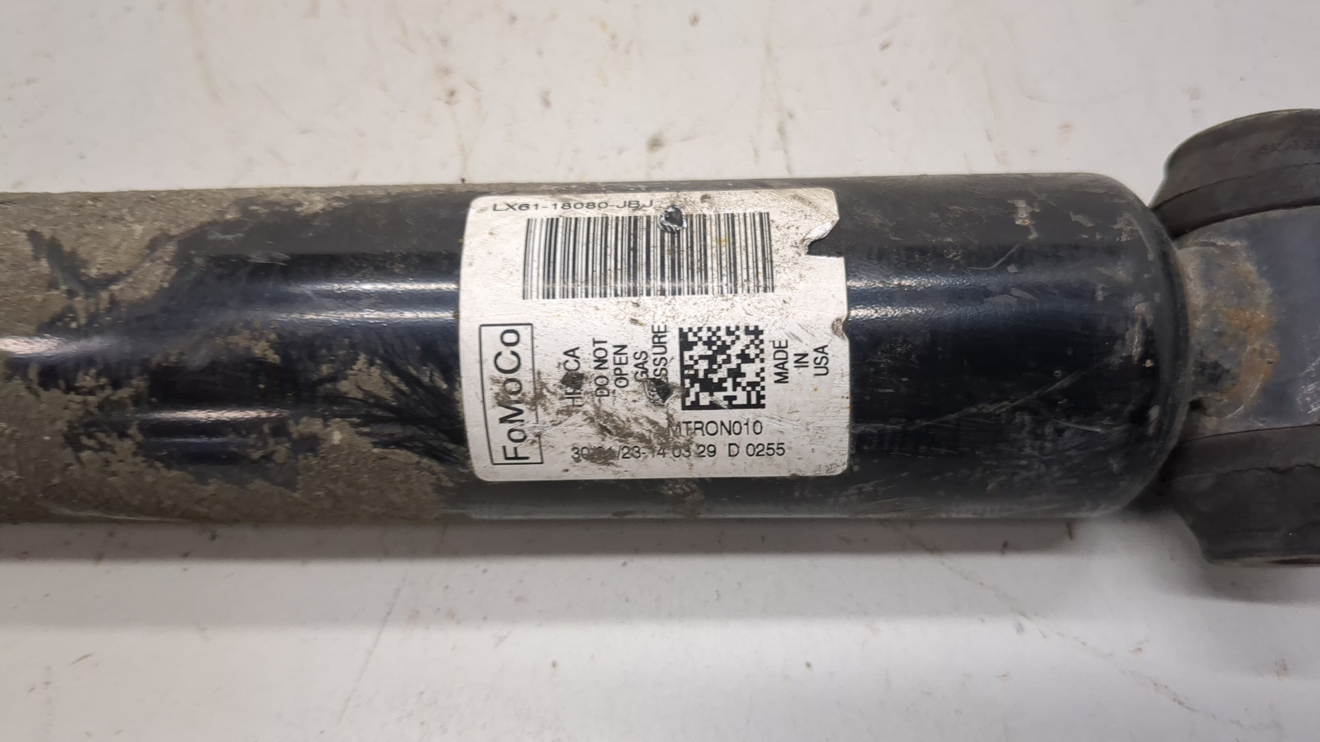 Амортизатор задний (стойка)