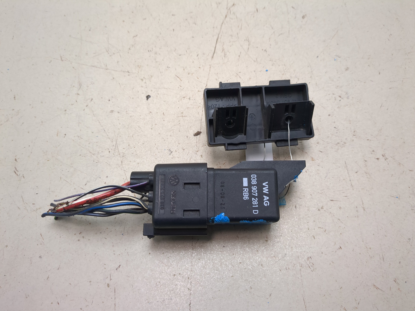 Реле свечей накала