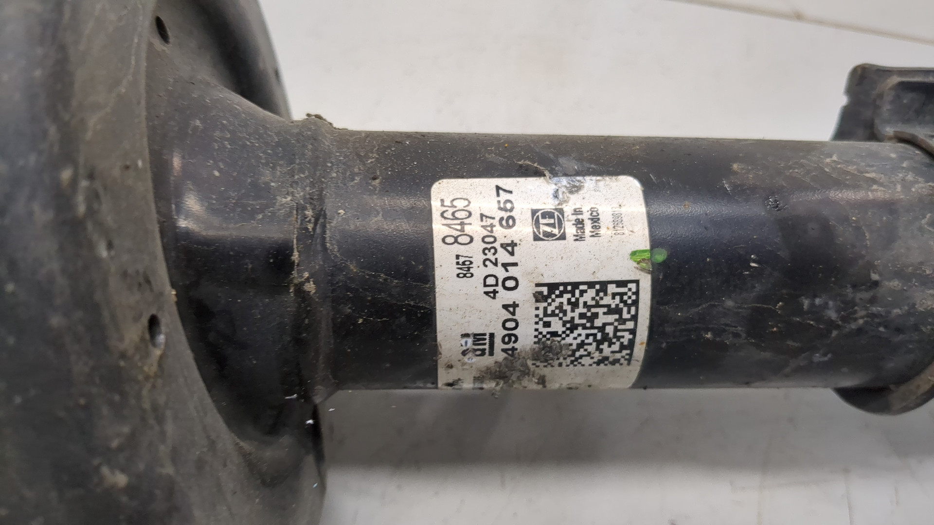 Амортизатор передний левый