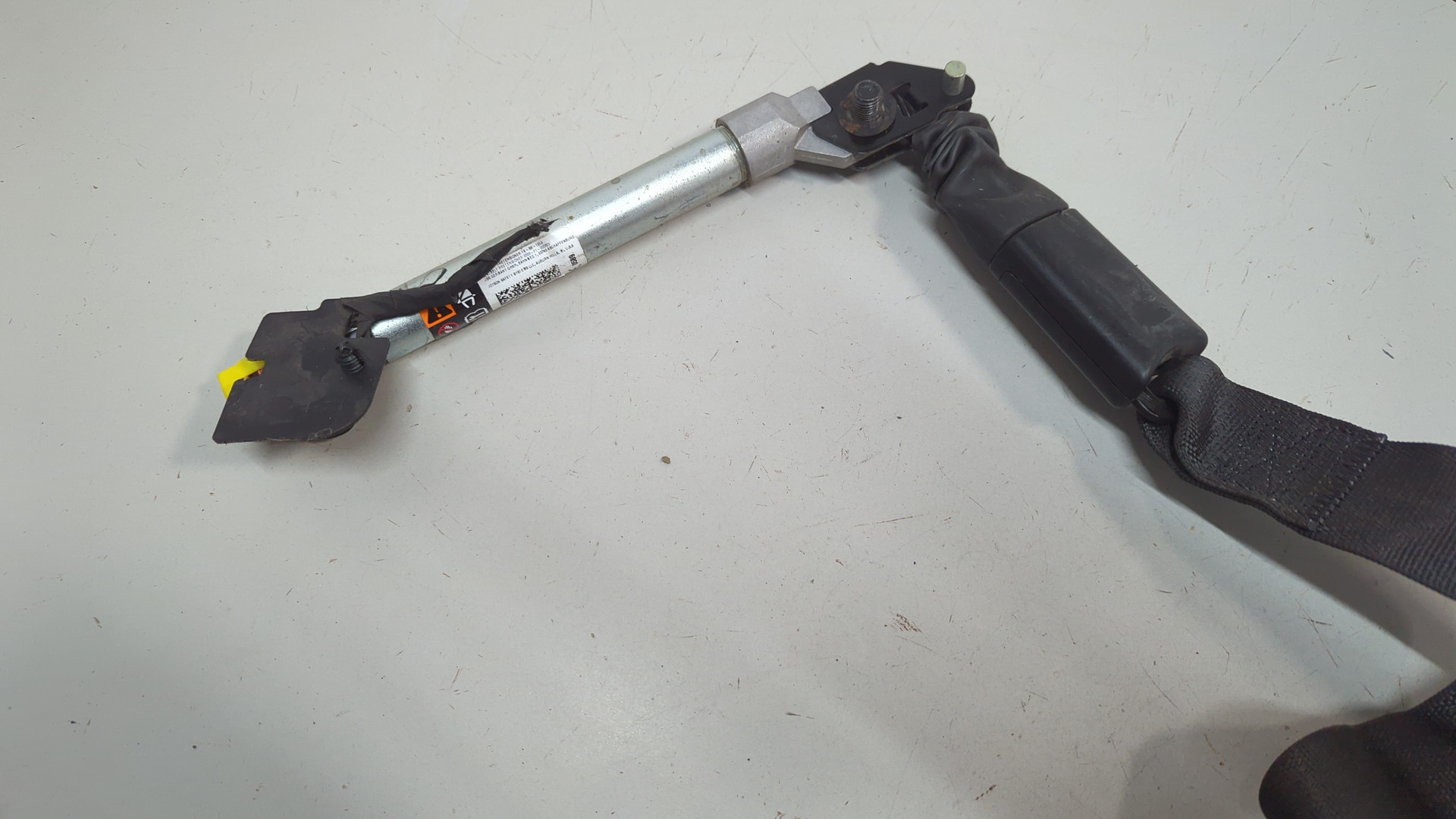 Ремень безопасности