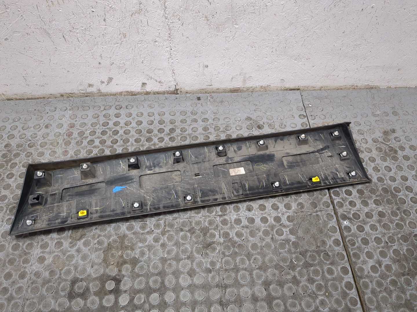 Молдинг двери