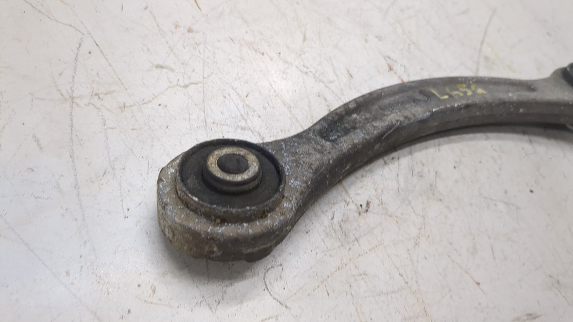 Рычаг задний