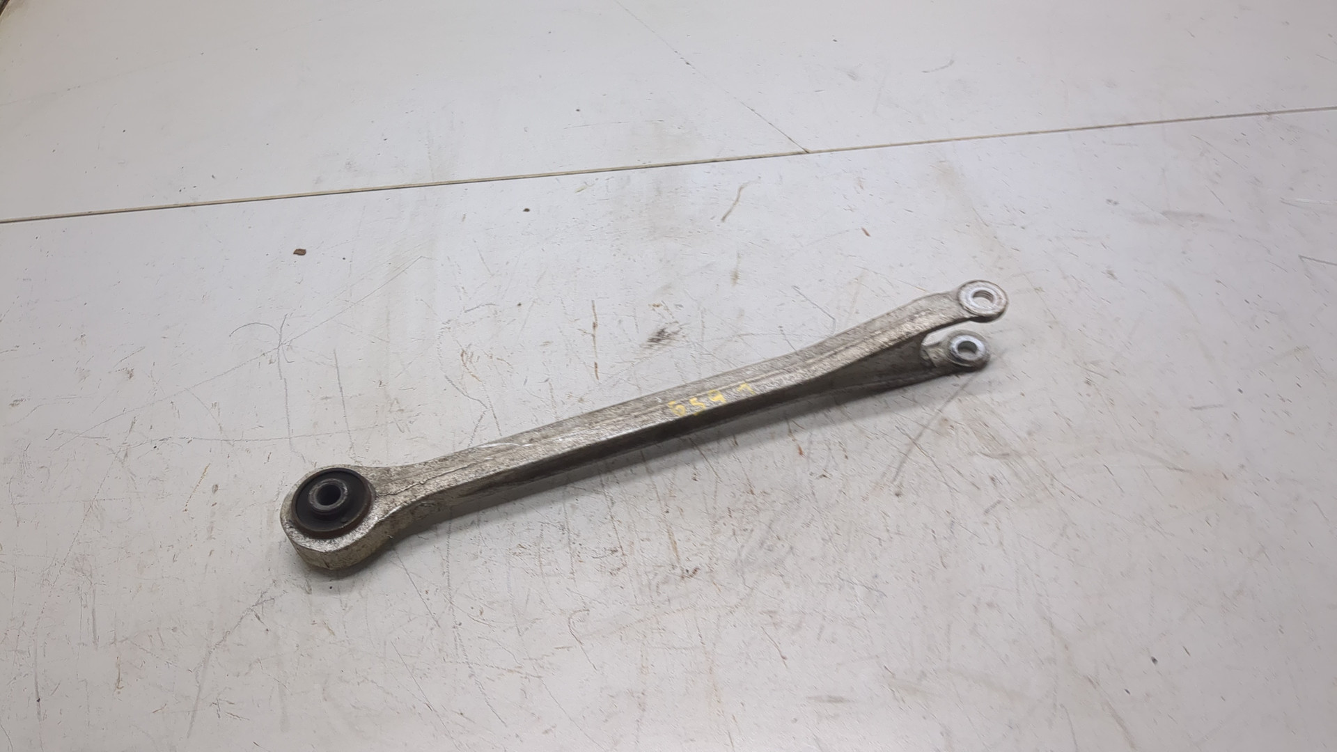 Рычаг задний