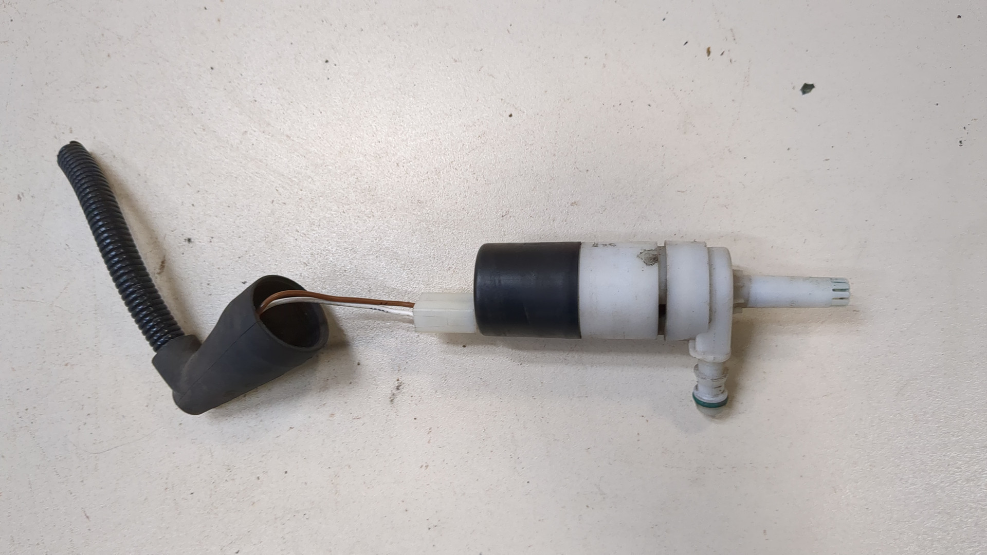 Насос омывателя