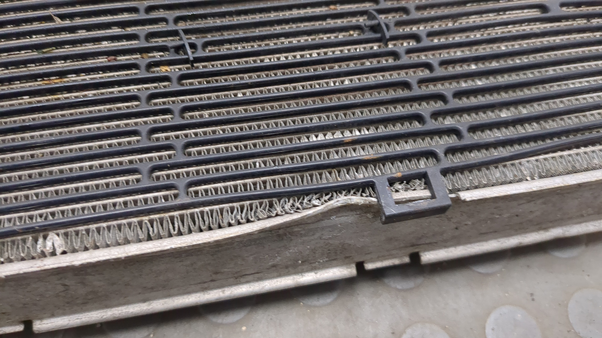 Радиатор охлаждения двигателя основной