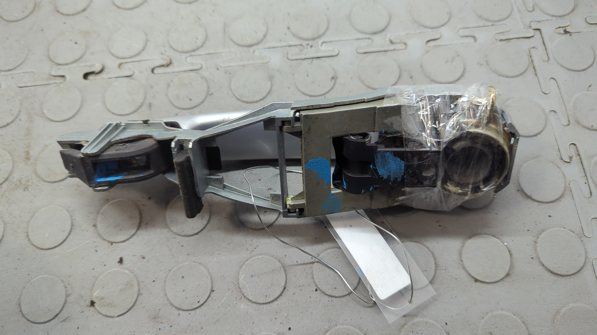 Ручка двери наружная