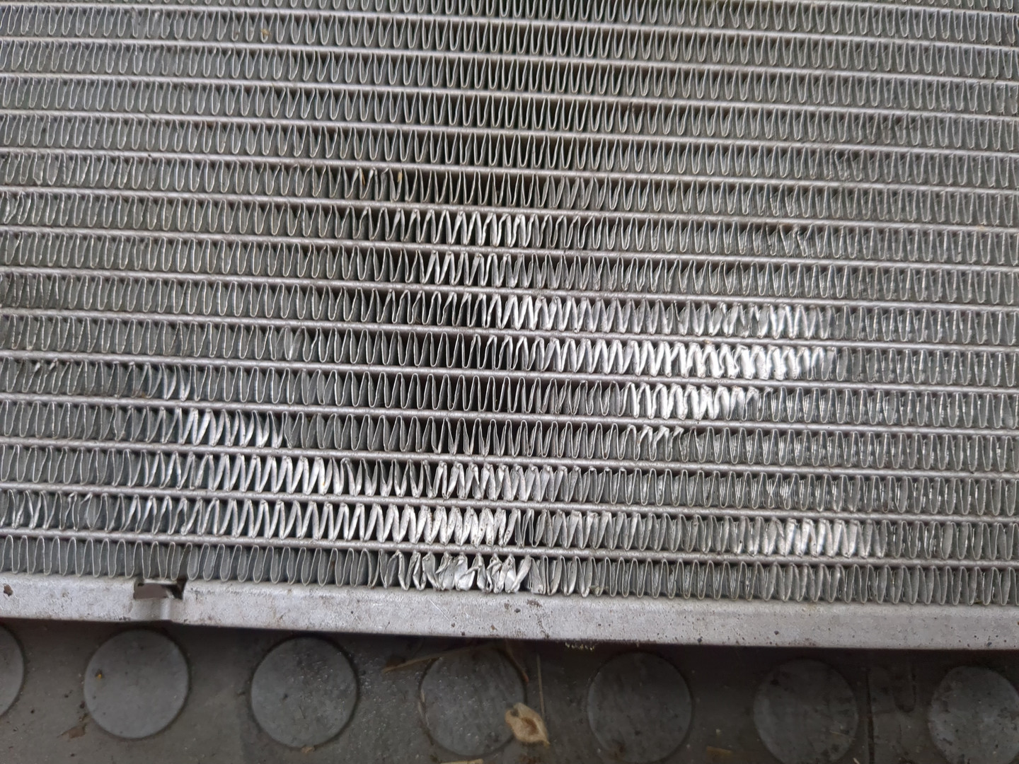 Радиатор охлаждения двигателя основной