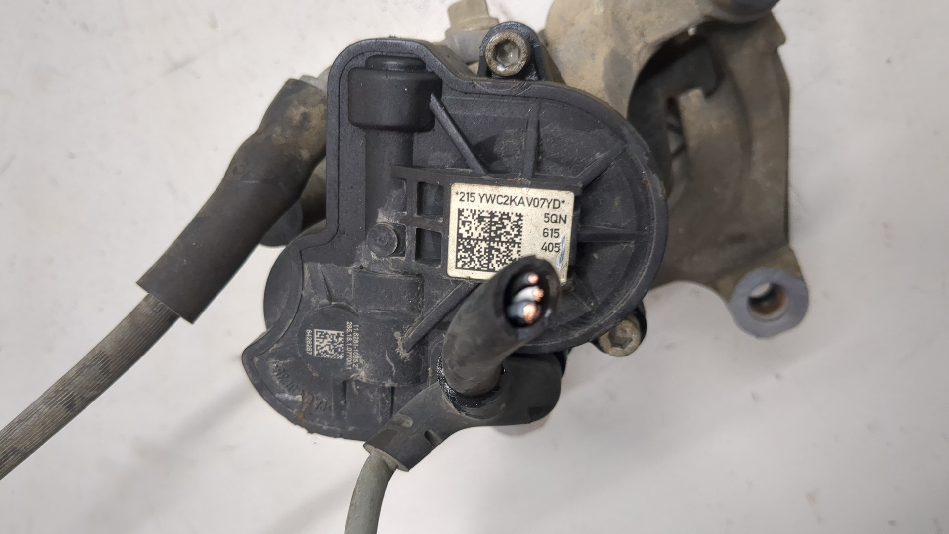 Суппорт задний левый