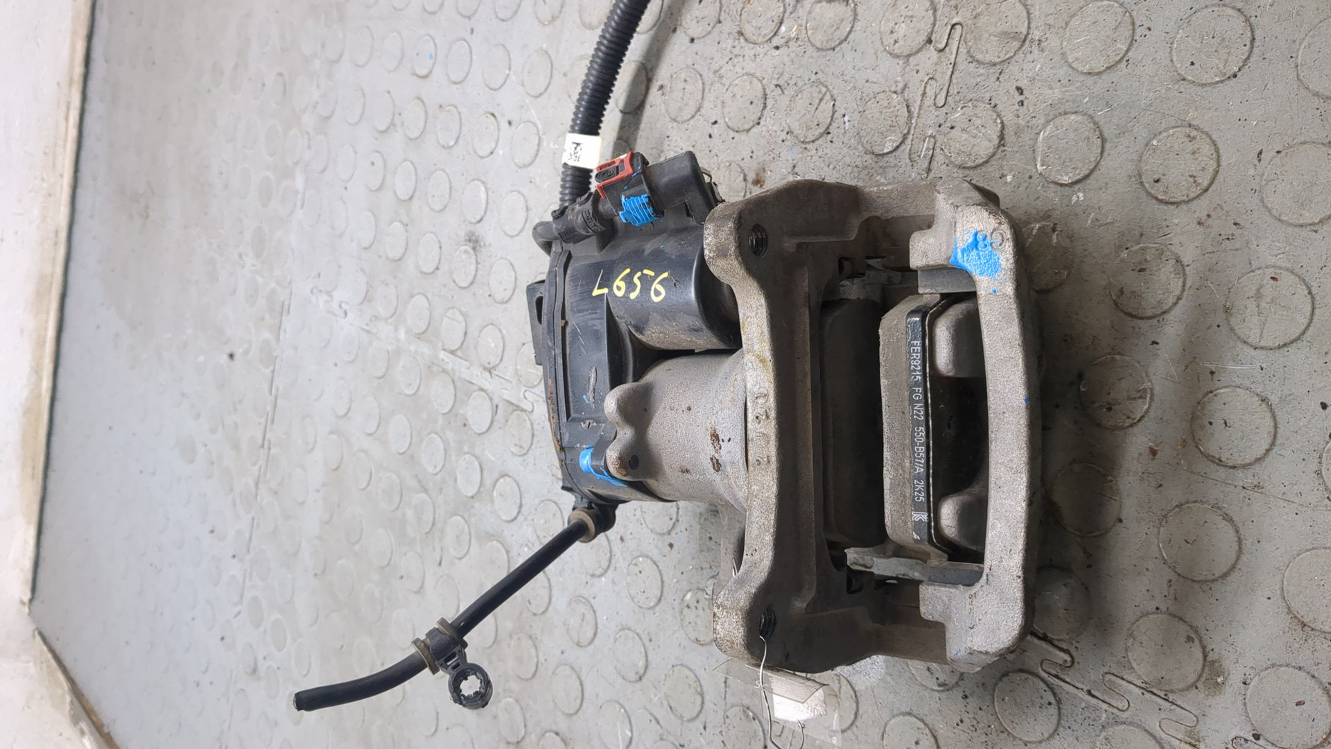 Суппорт задний правый