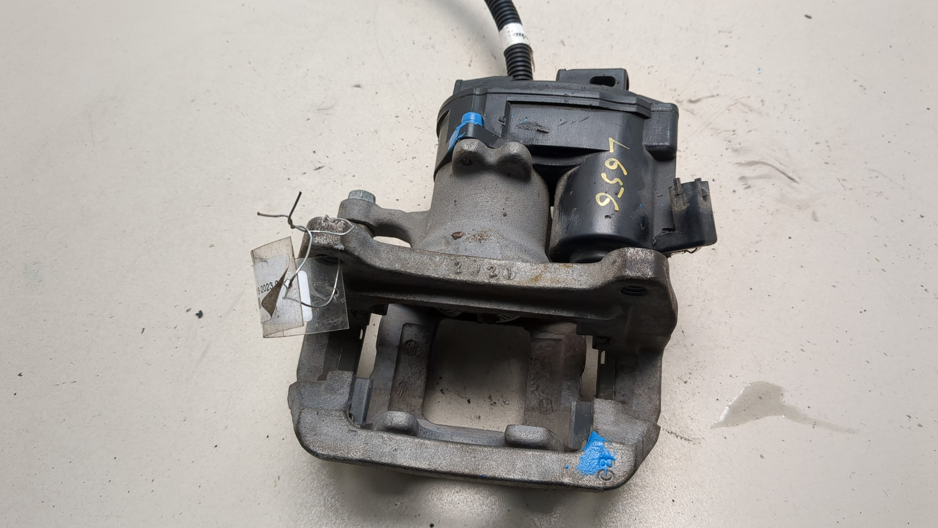 Суппорт задний правый