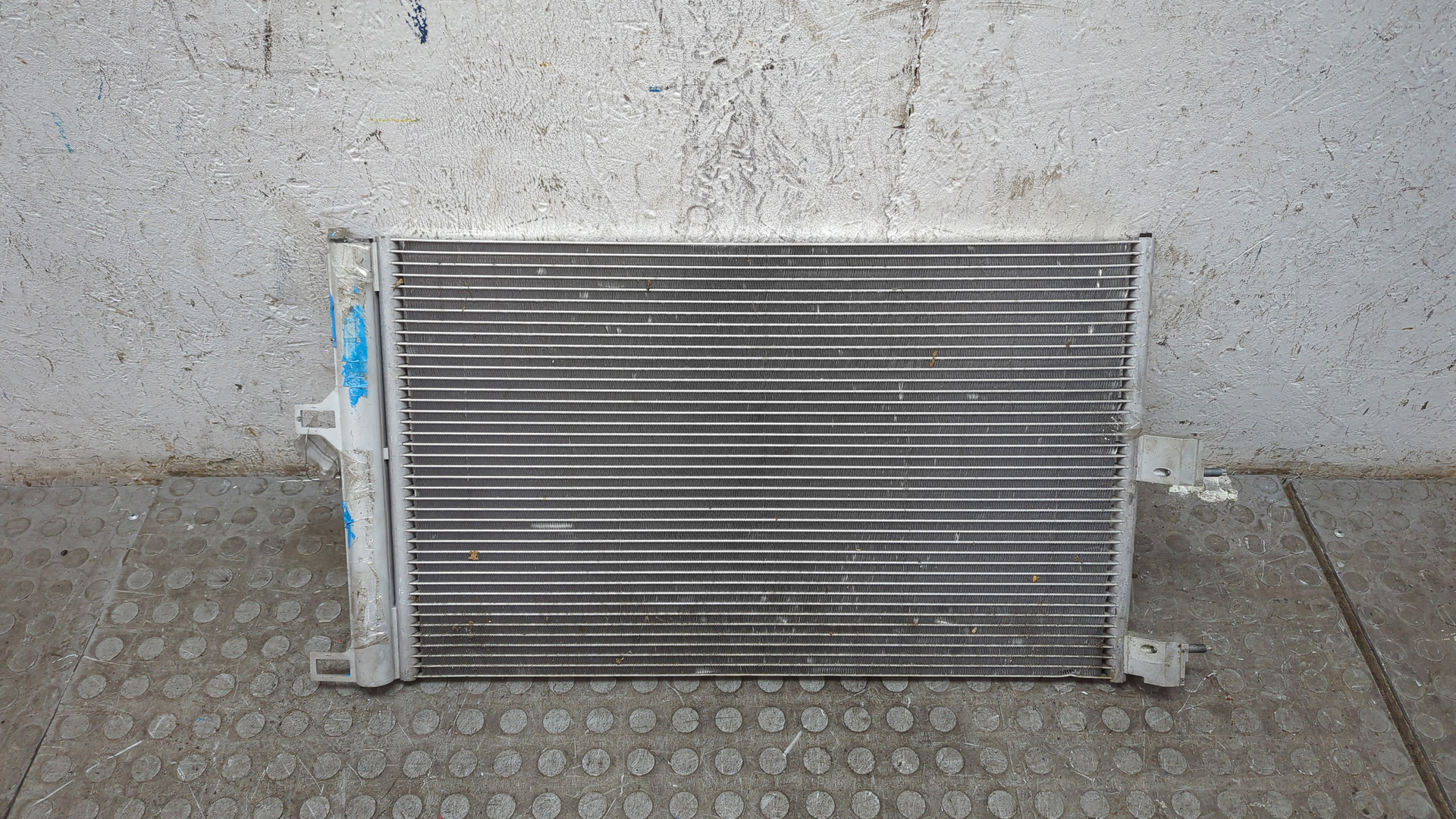 Радиатор кондиционера / конденсер