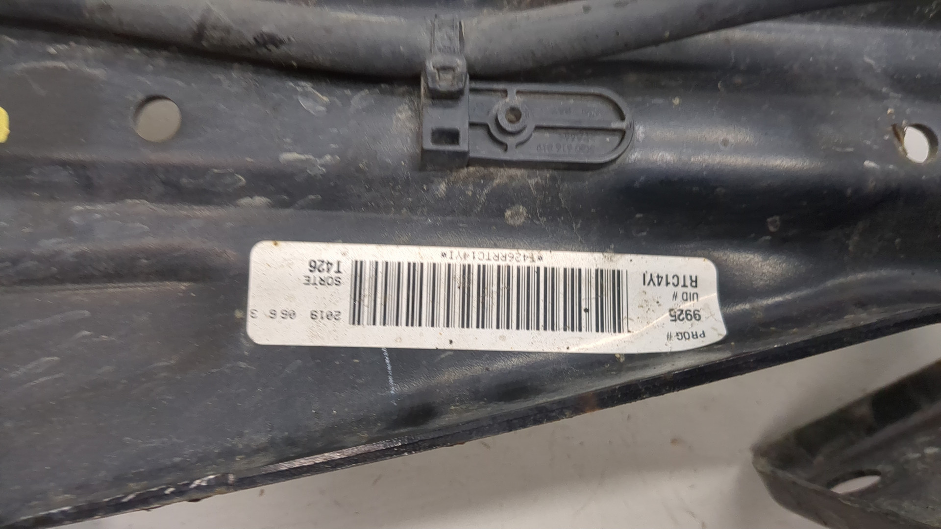 Рычаг задний правый