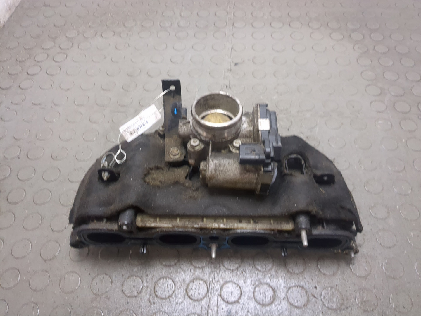 Коллектор впускной