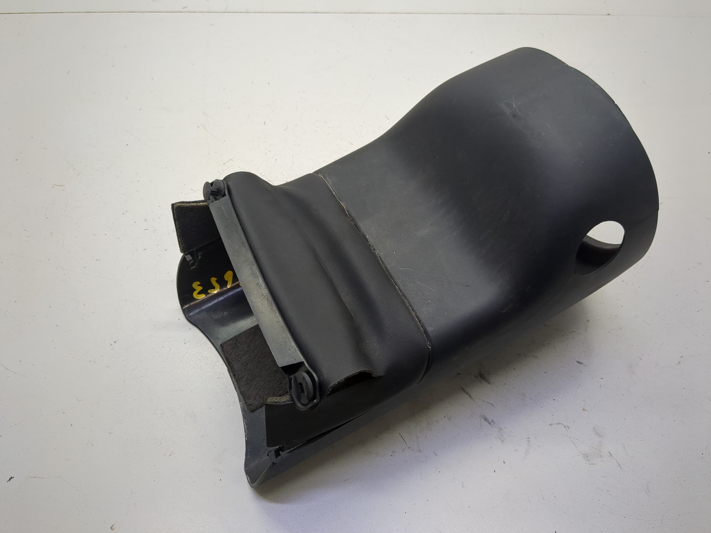 Кожух рулевой колонки