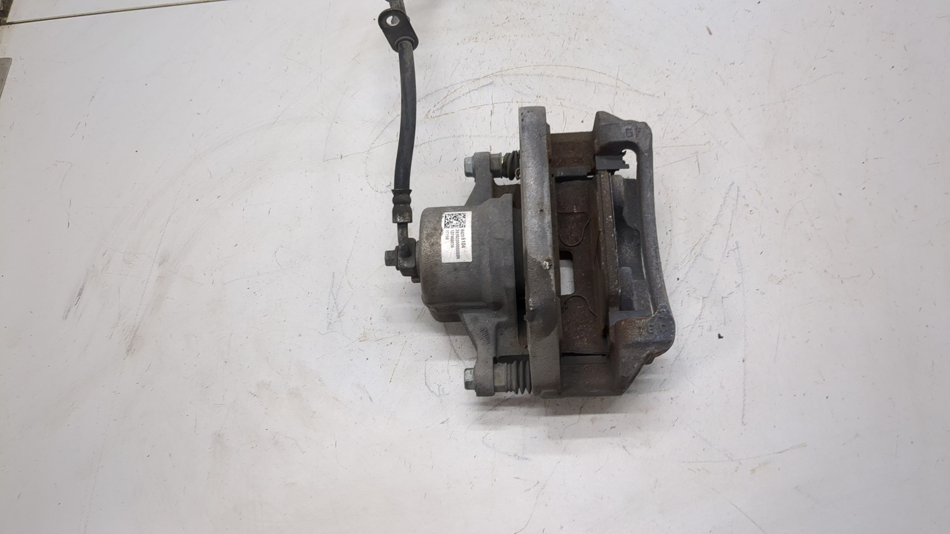 Суппорт передний правый