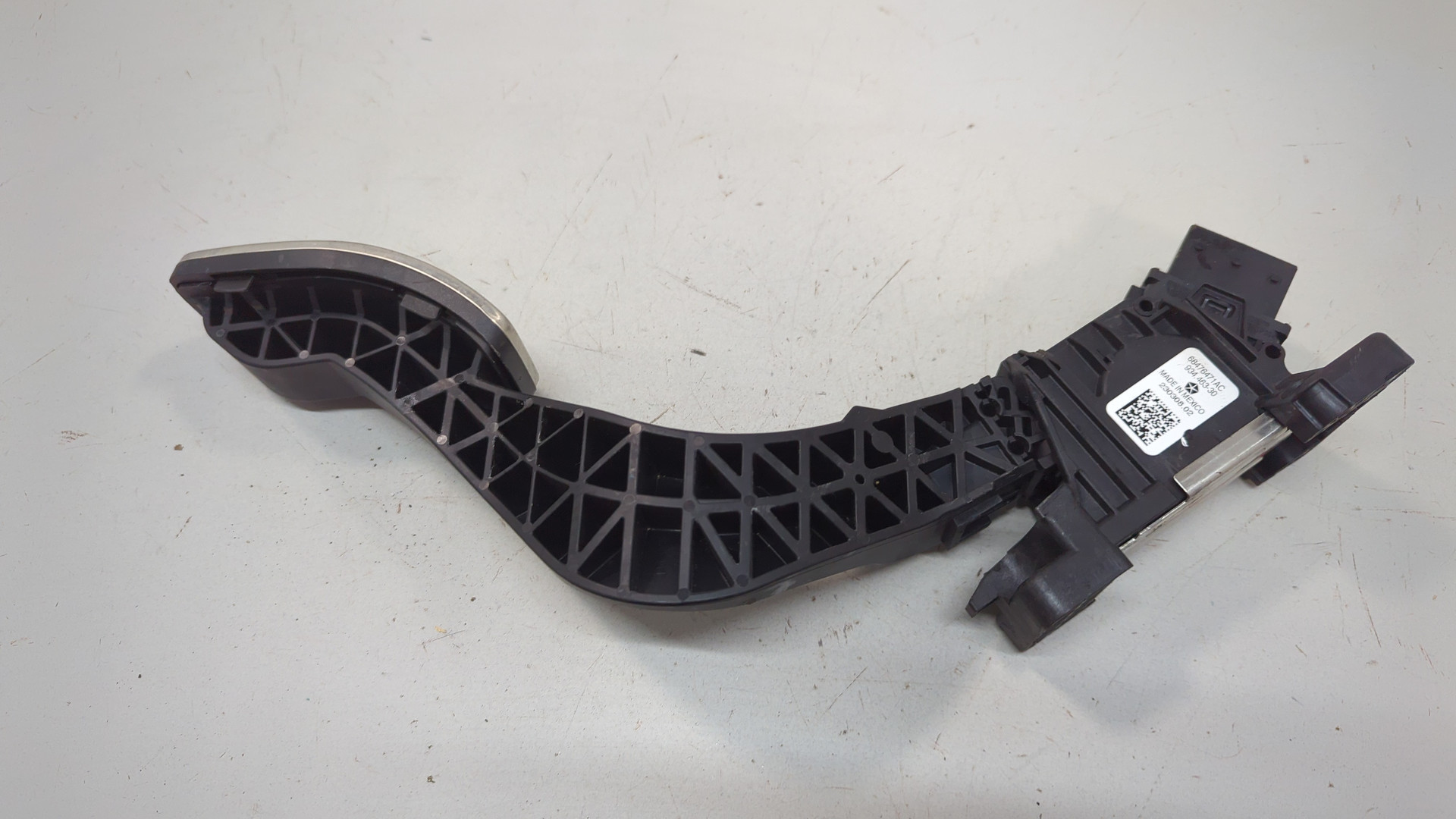 Педаль газа